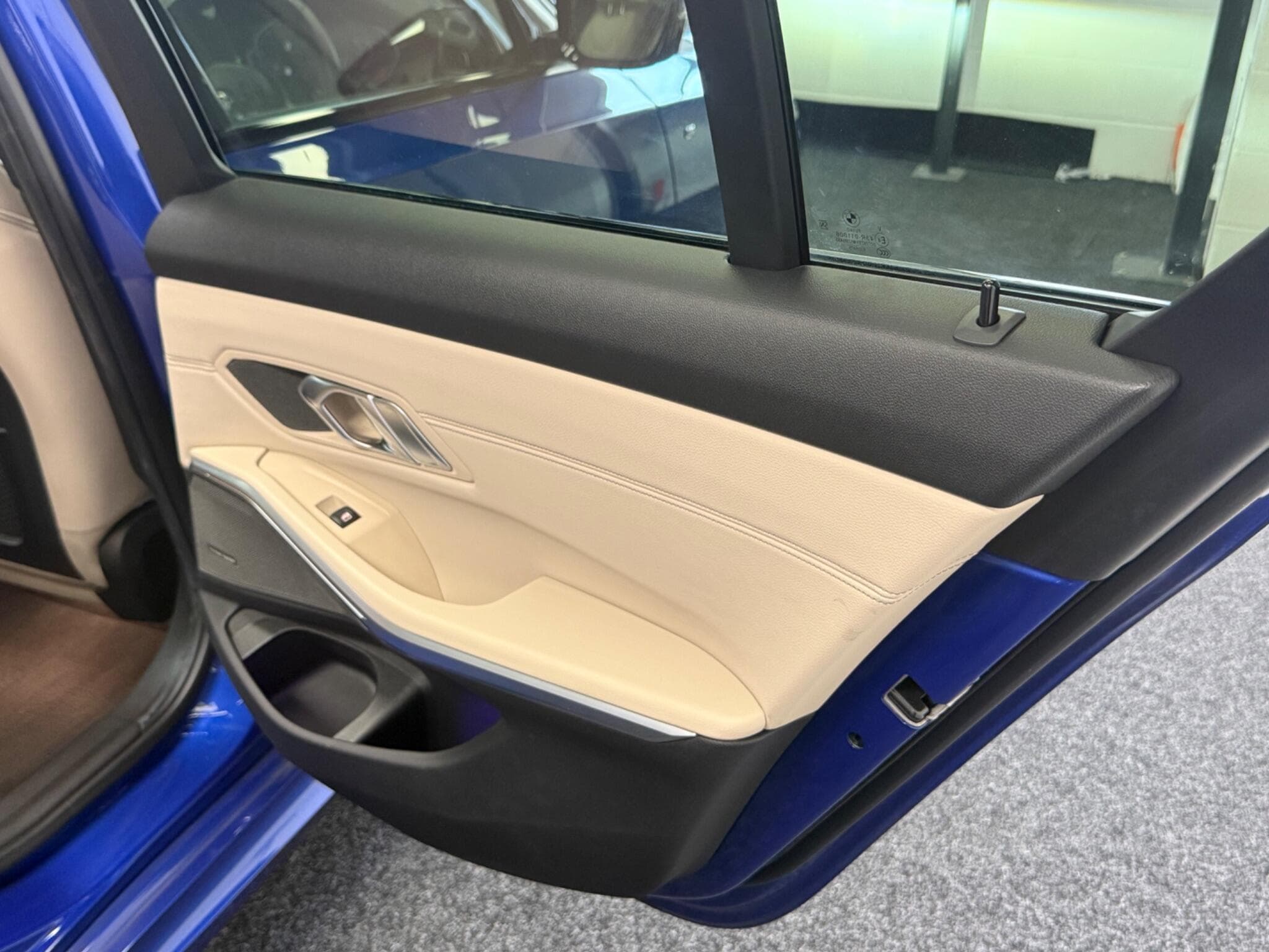 2019 BMW 3 Series - Thumbnail 34