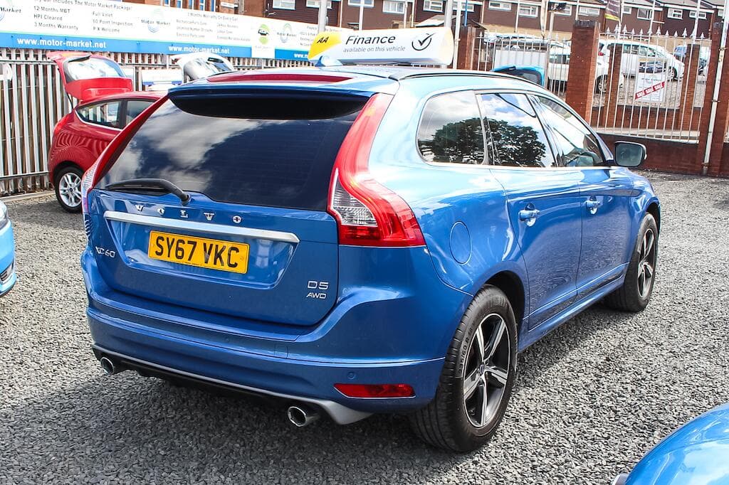 2017 Volvo XC60 - Thumbnail 10