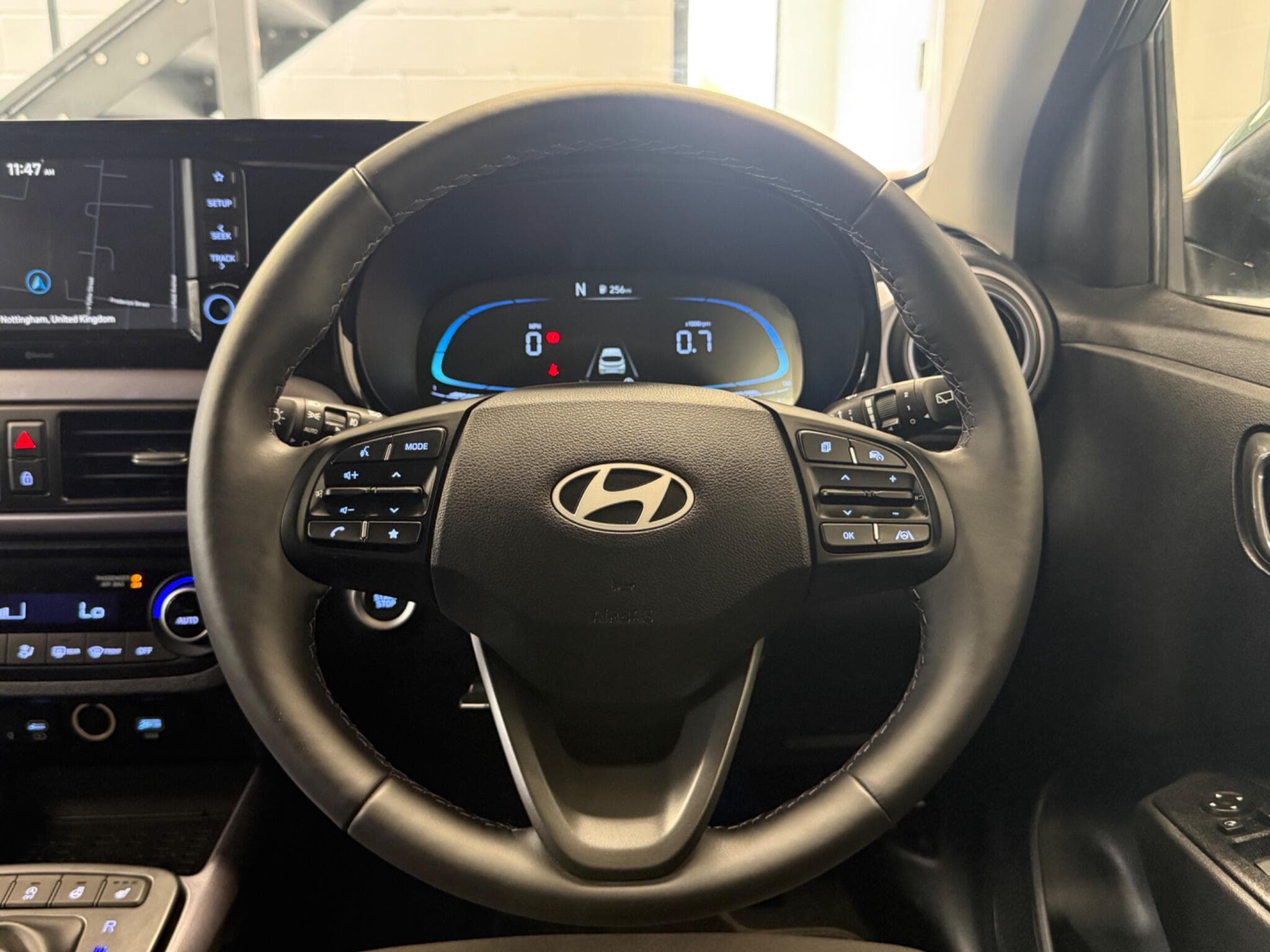 2025 Hyundai i10 - Thumbnail 48