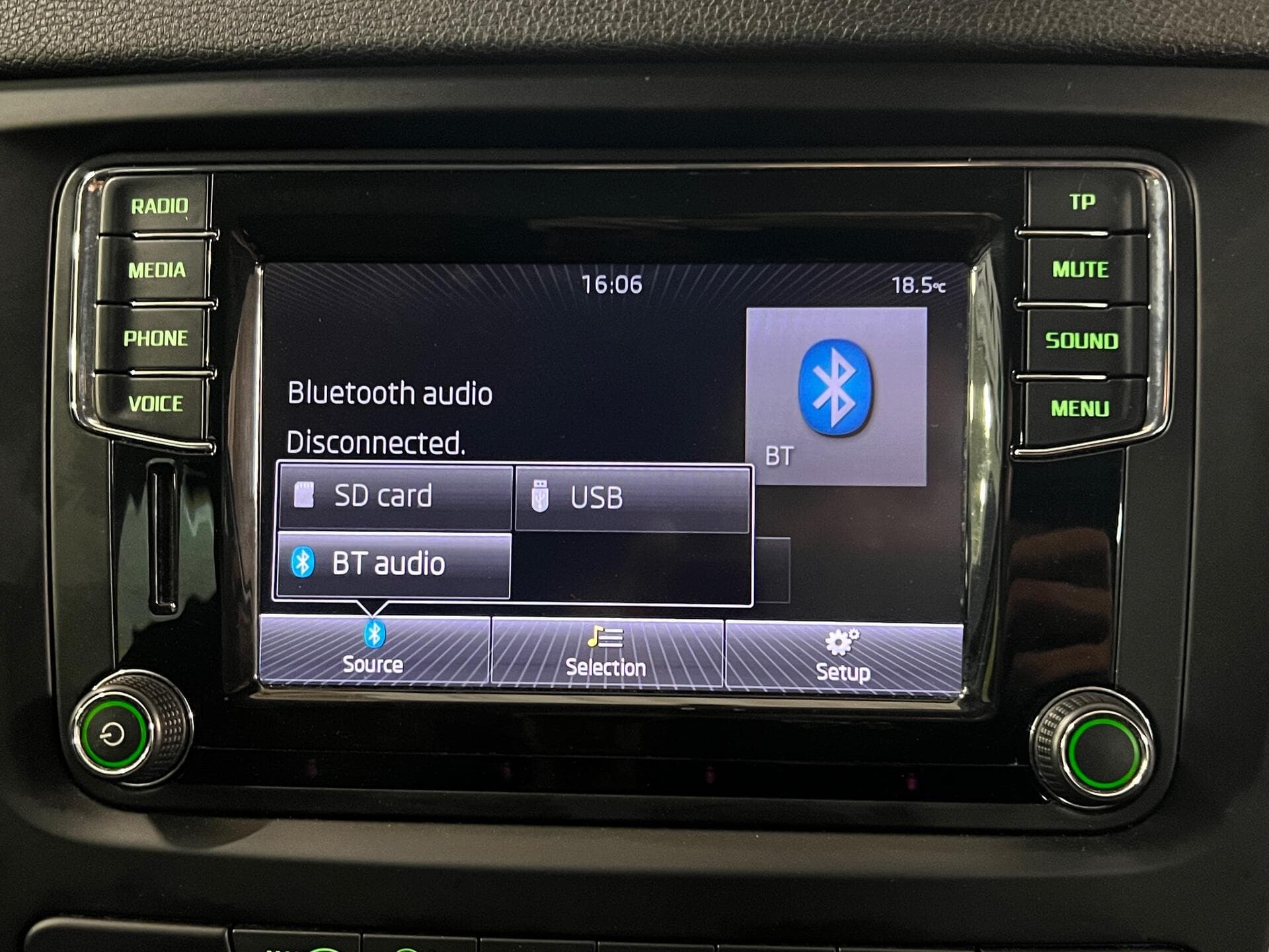 2015 Skoda Yeti - Thumbnail 39