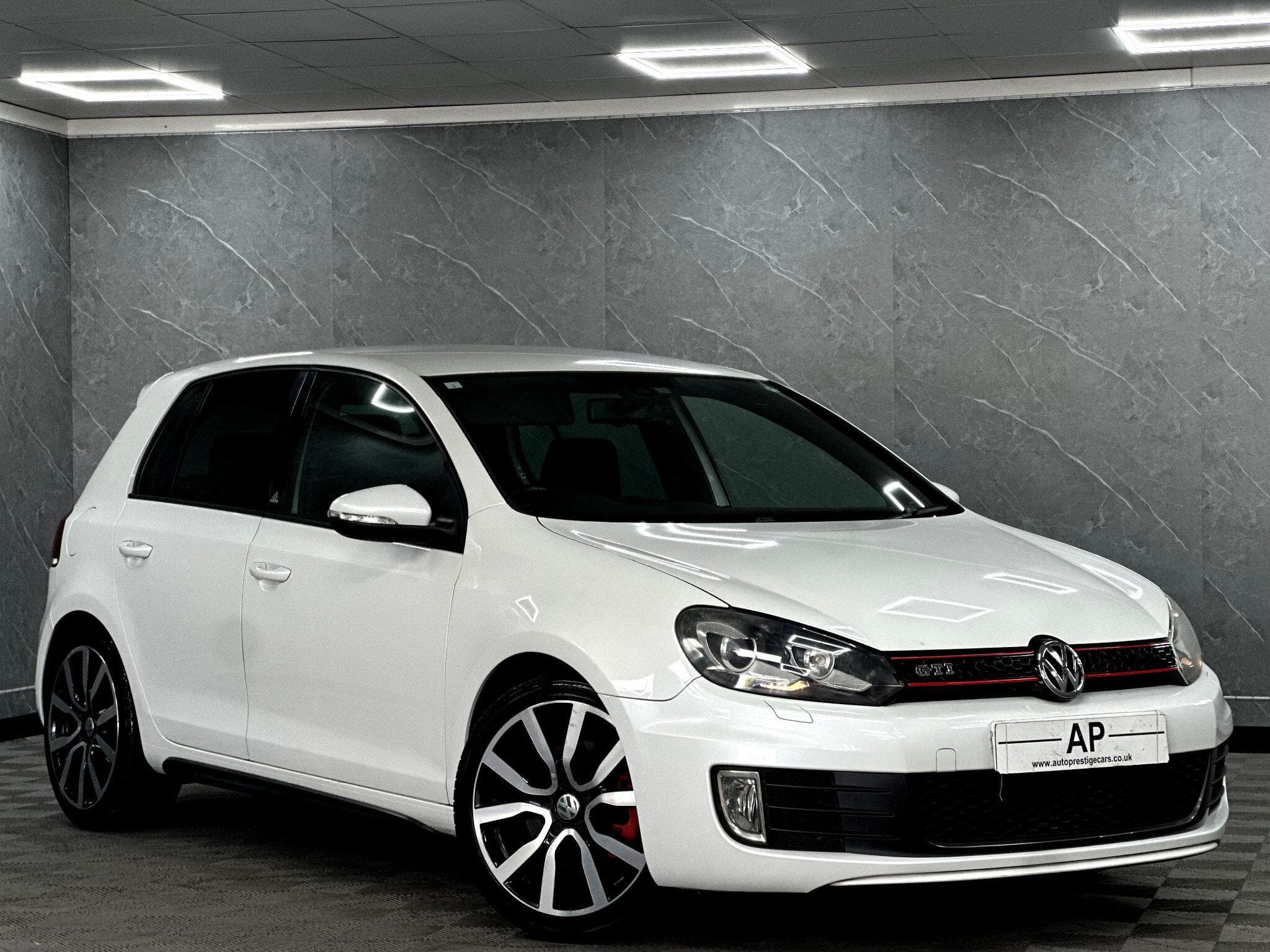 2011 Volkswagen Golf - Thumbnail 26