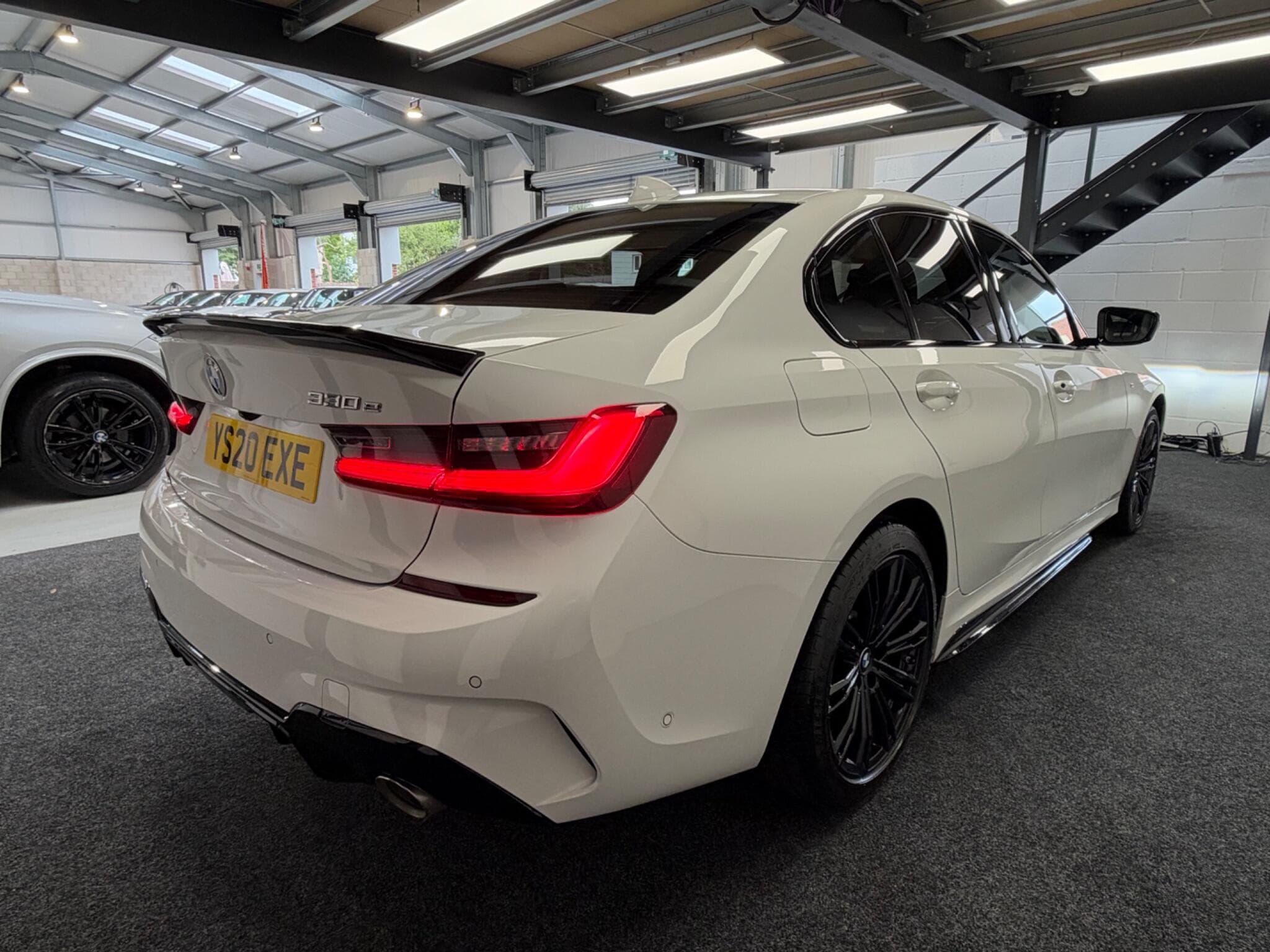 2020 BMW 3 Series - Thumbnail 16