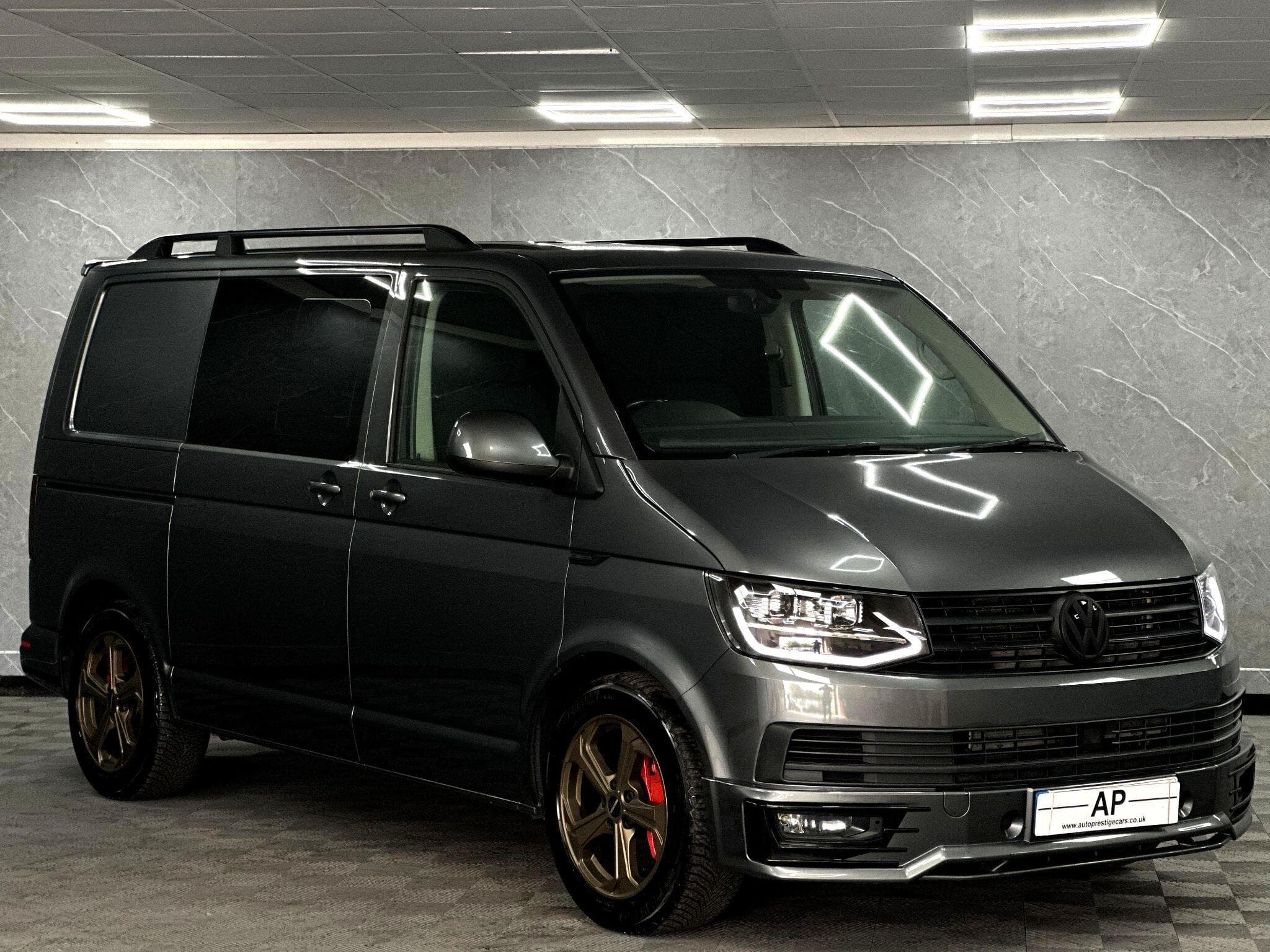 2018 Volkswagen Transporter - Thumbnail 24