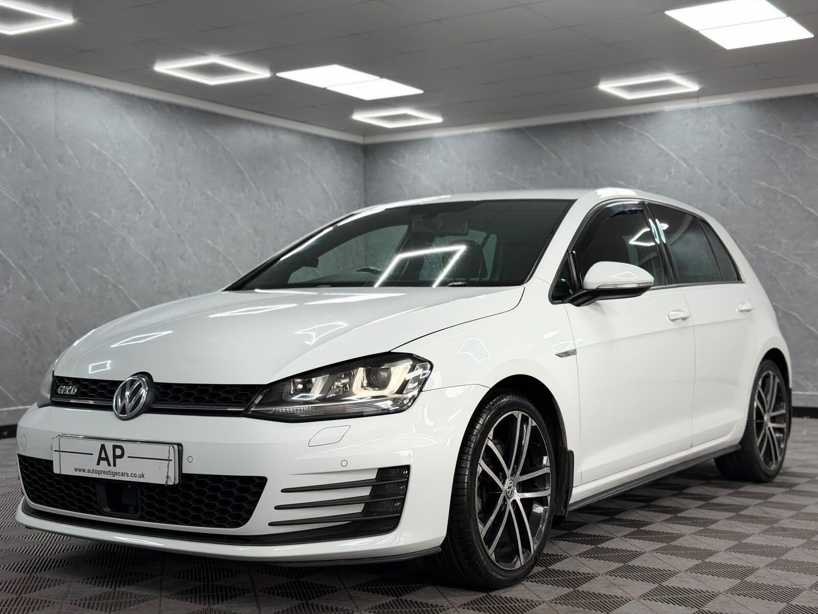 2015 Volkswagen Golf - Thumbnail 21