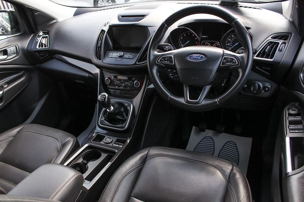2019 Ford Kuga - Thumbnail 16