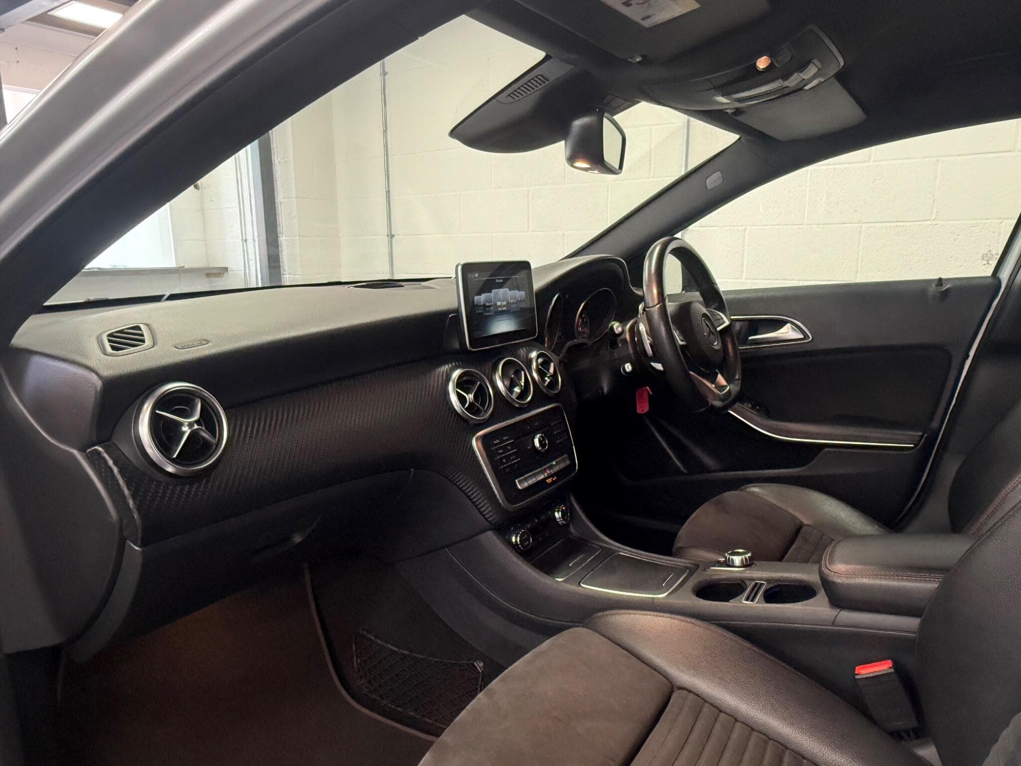 2016 Mercedes-Benz A Class - Thumbnail 16