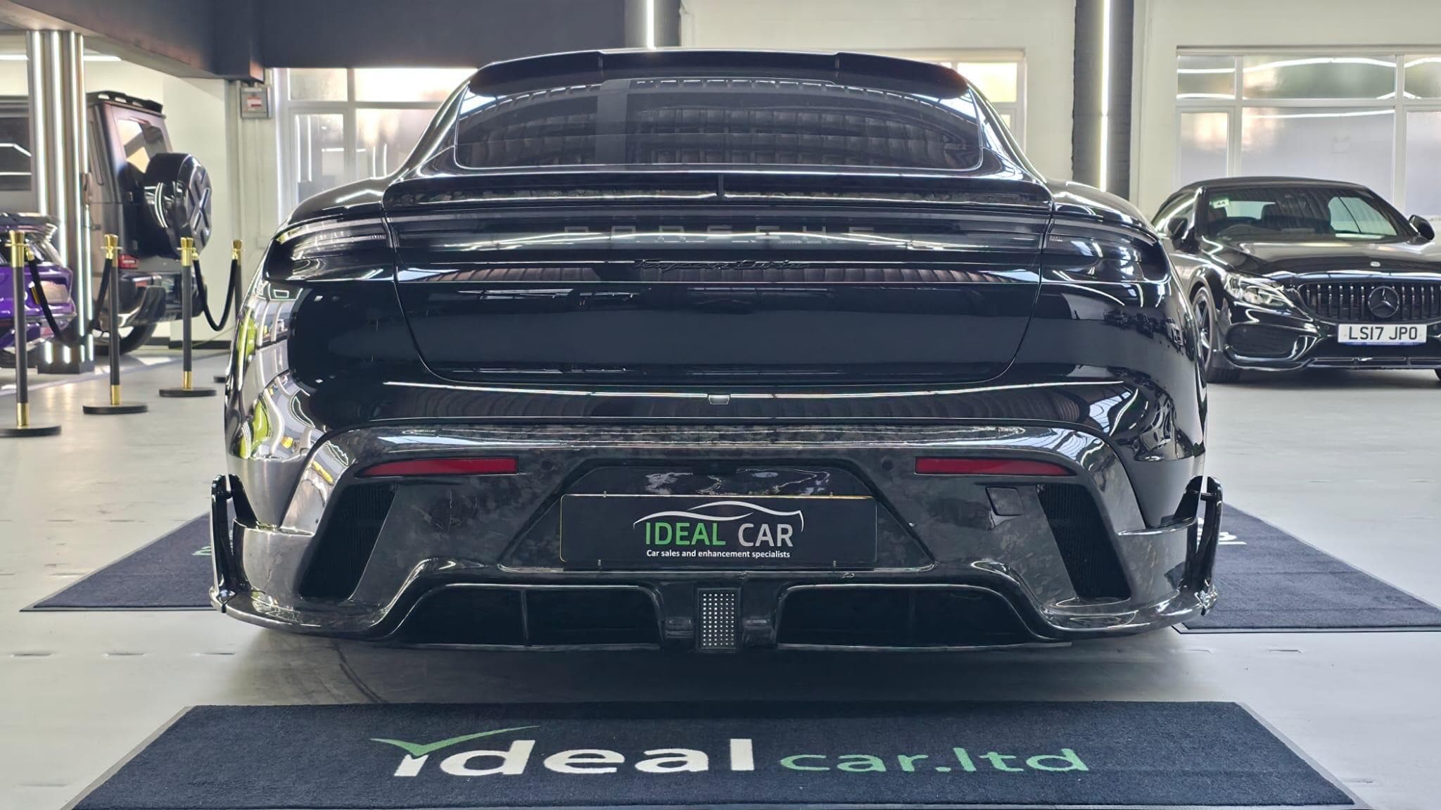 2020 Porsche Taycan - Image 4