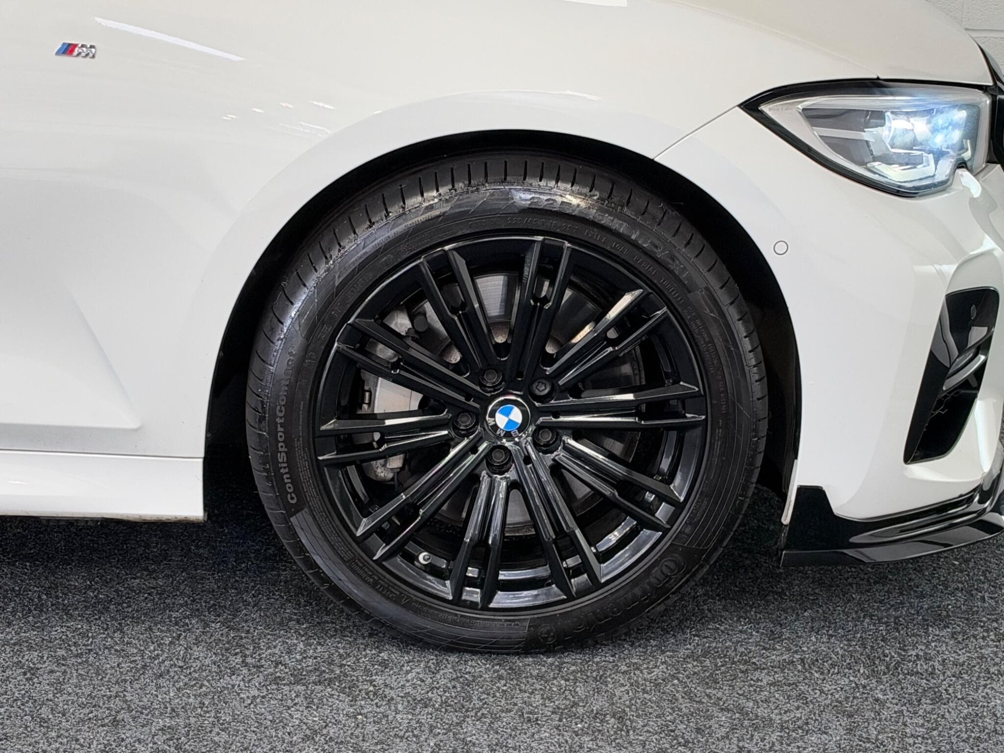 2020 BMW 3 Series - Thumbnail 42