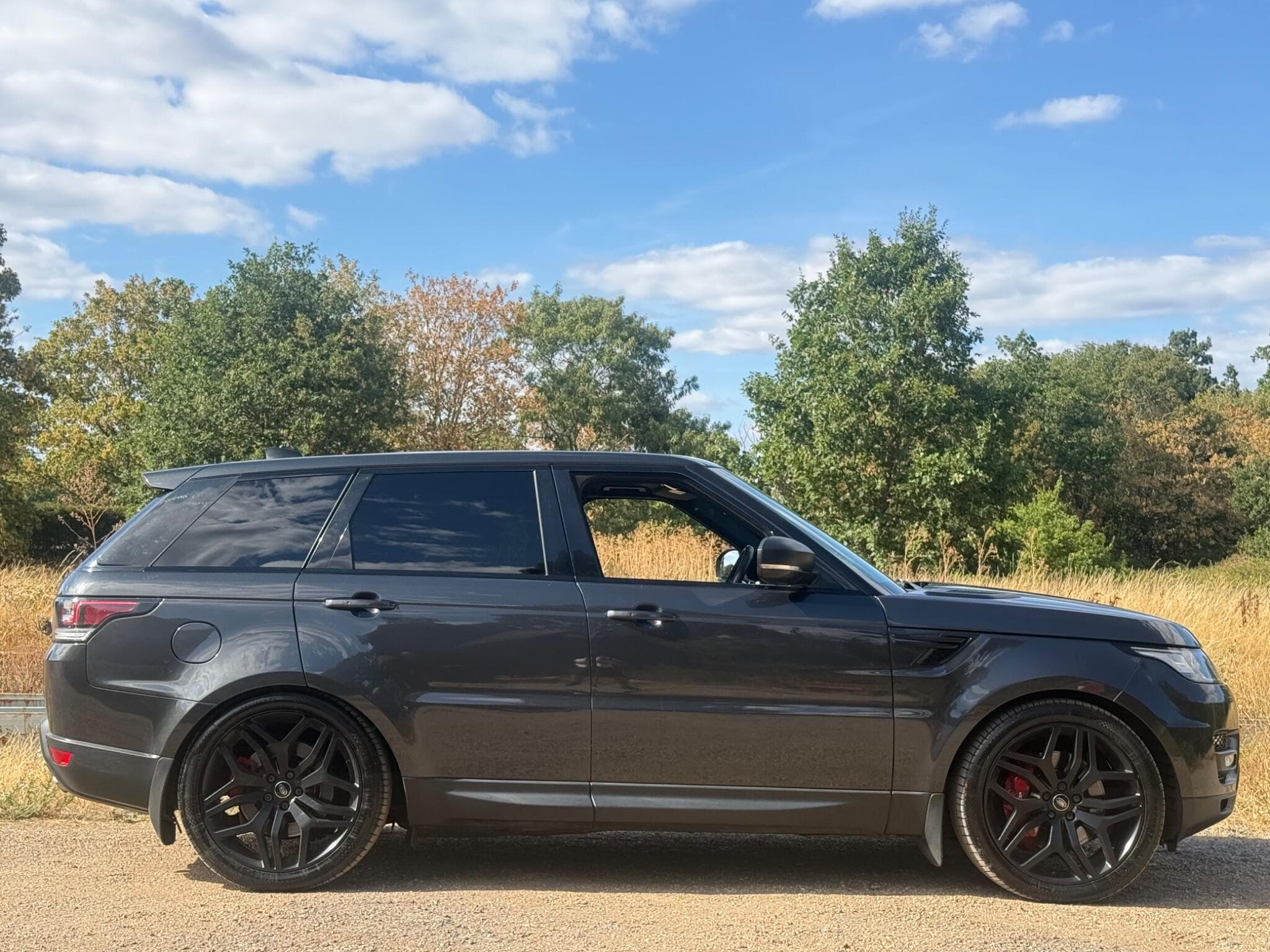 2017 Land Rover Range Rover Sport - Image 2