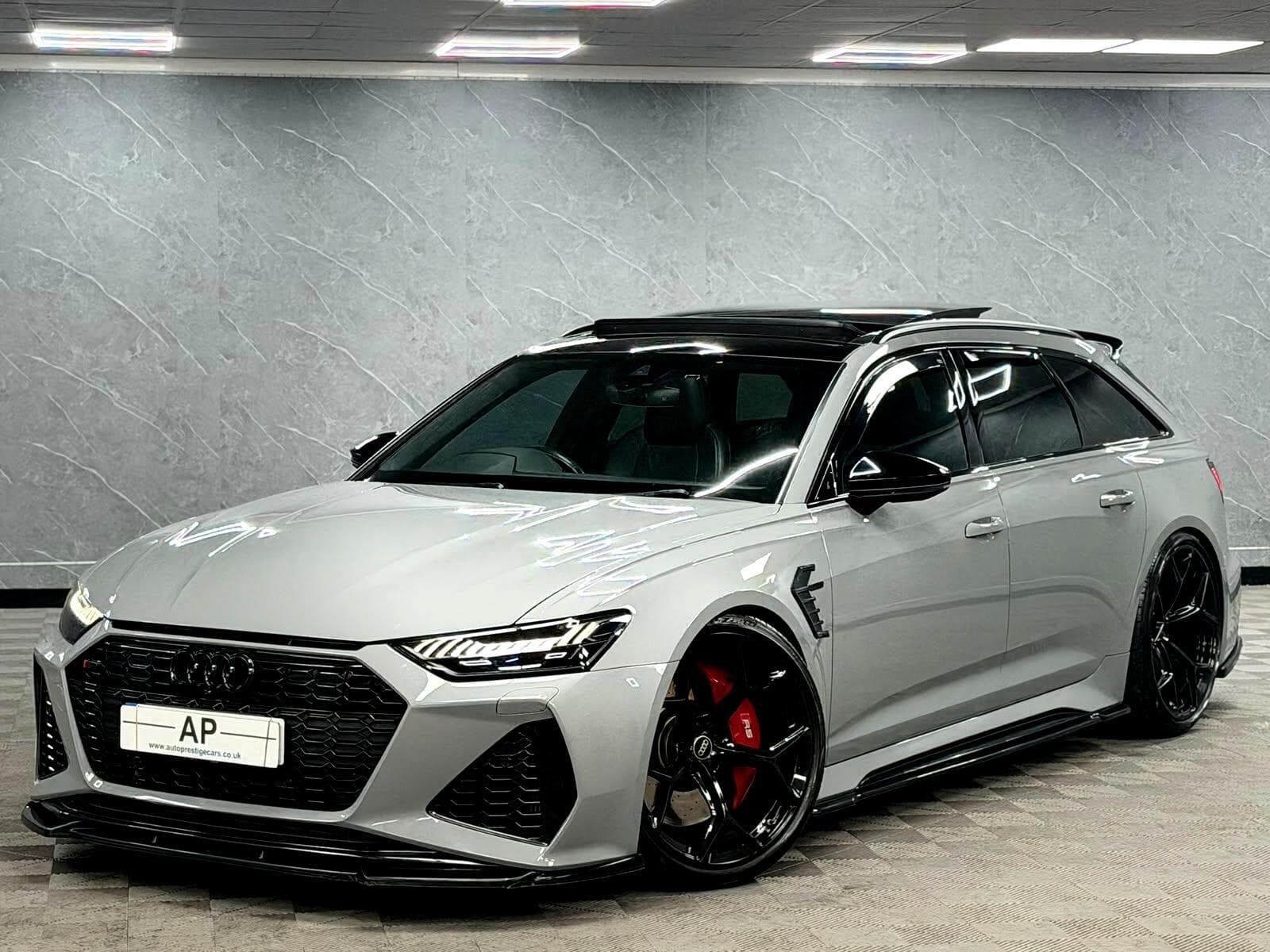 2020 Audi RS6 Avant - Thumbnail 12