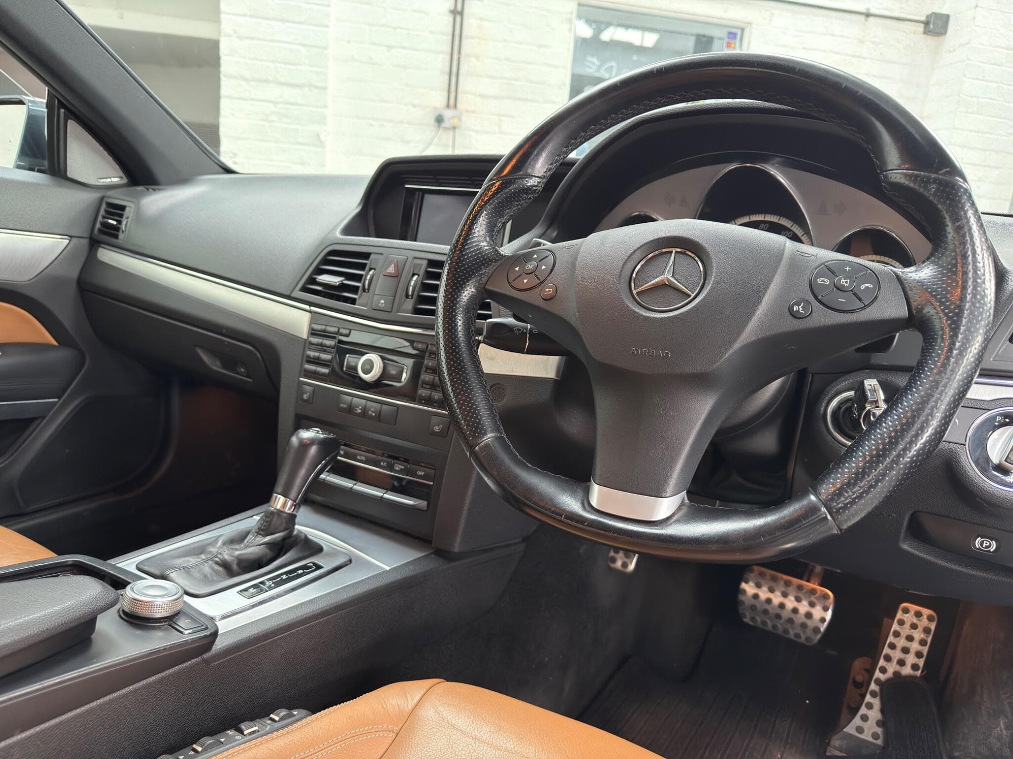 2010 Mercedes-Benz E Class - Thumbnail 11