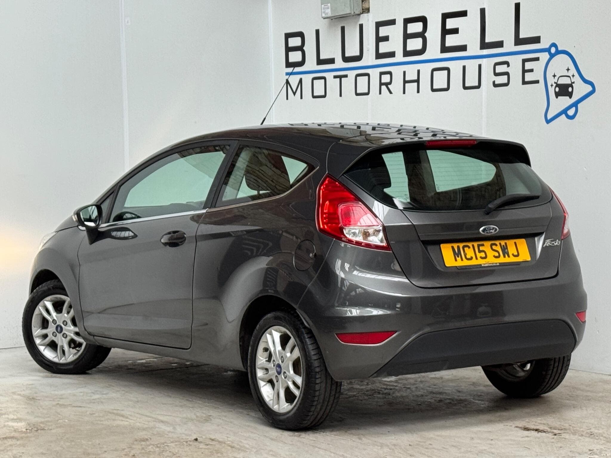 2015 Ford Fiesta - Thumbnail 5