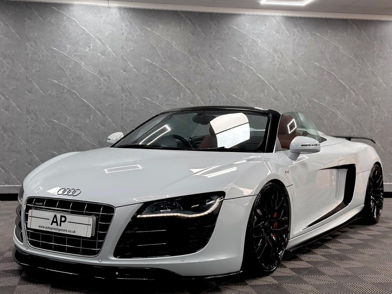 2010 Audi R8 - Thumbnail 22