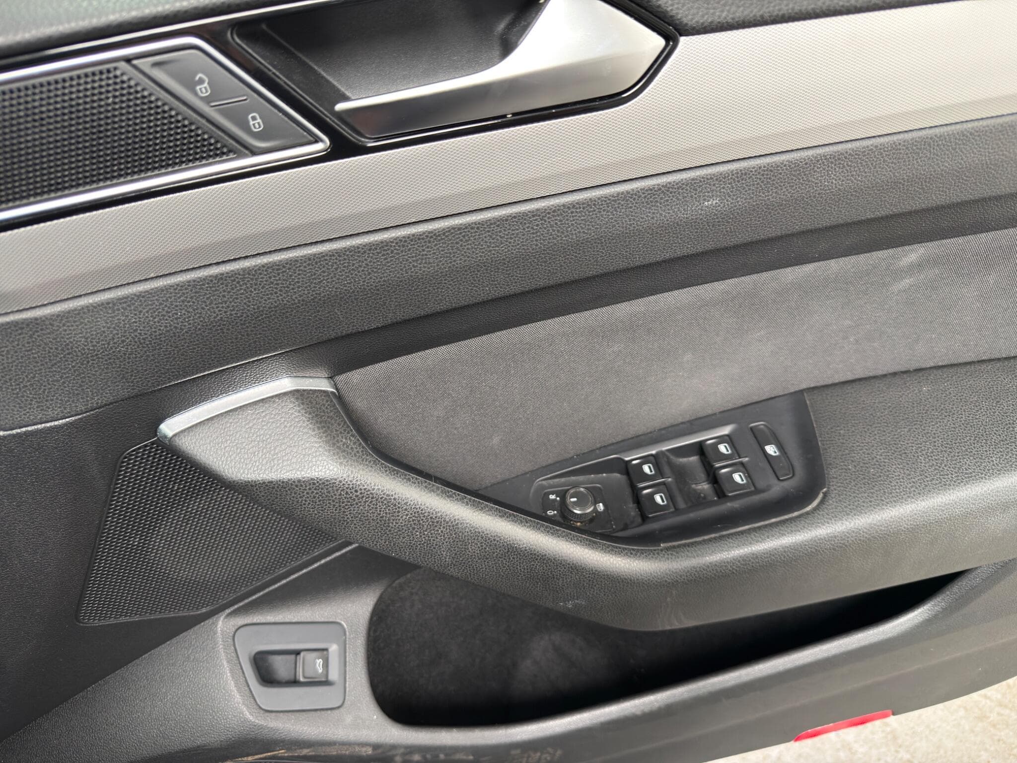 2015 Volkswagen Passat - Thumbnail 15
