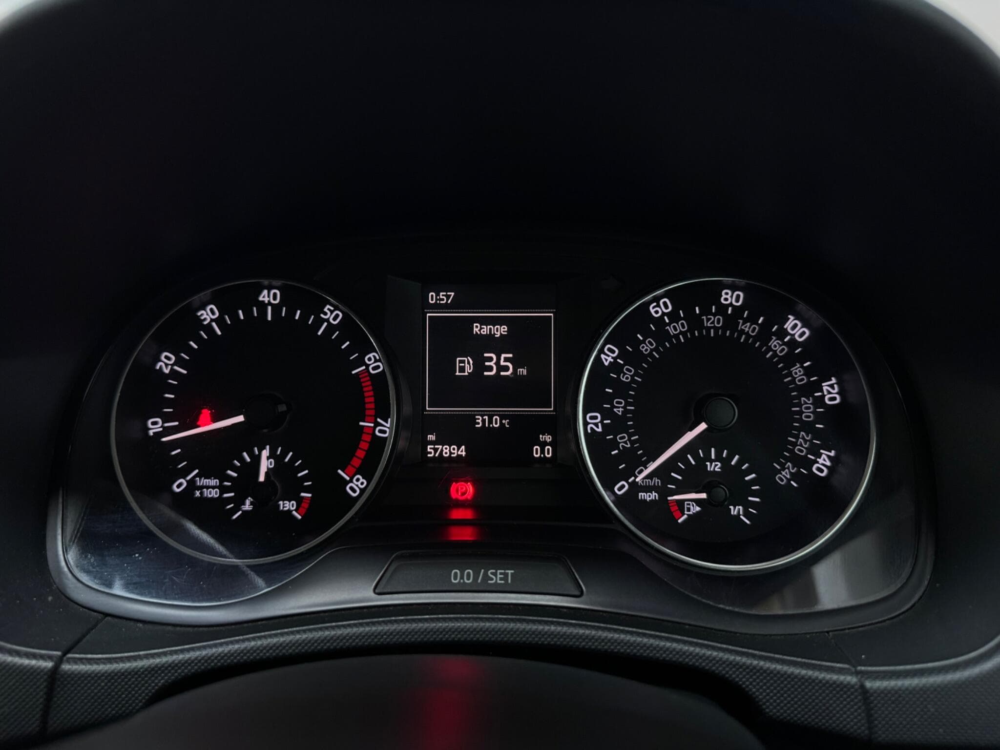 2014 Skoda Fabia - Thumbnail 13