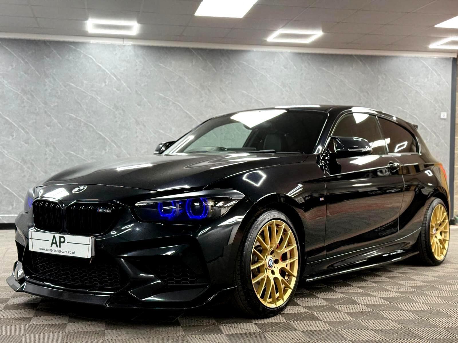 2017 BMW 1 Series - Thumbnail 28