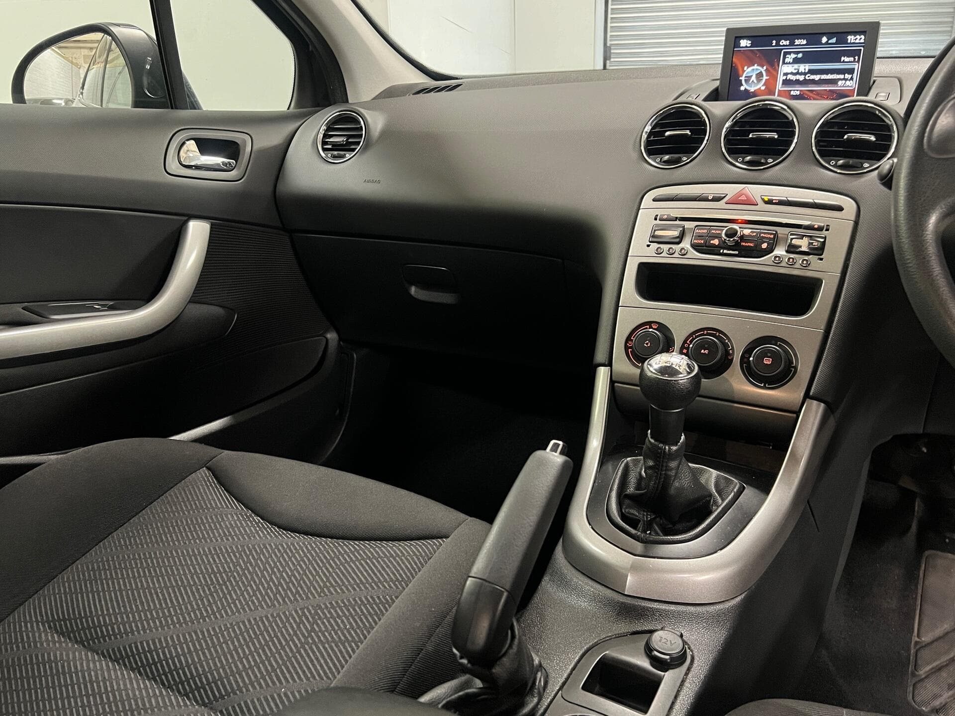 2012 Peugeot 308 - Thumbnail 23