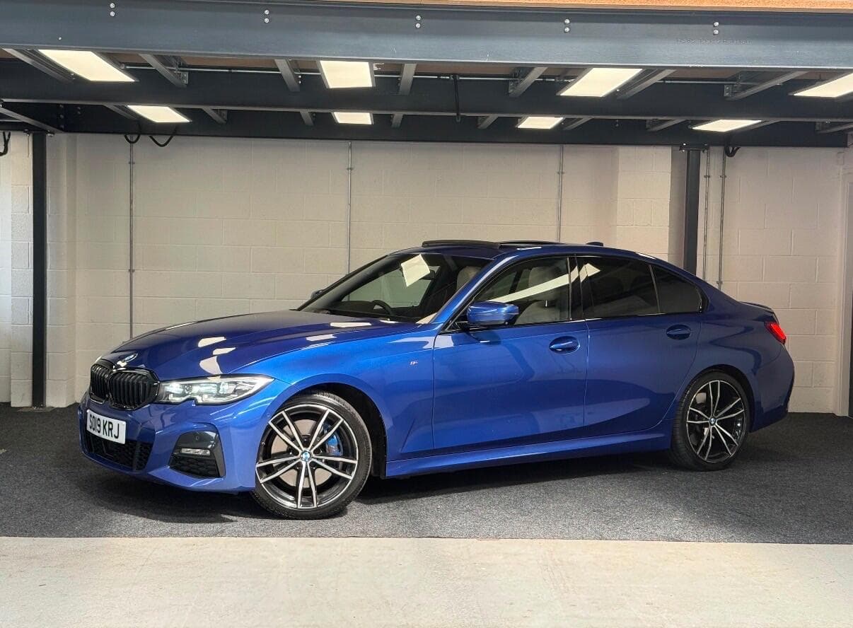 2019 BMW 3 Series - Image 1