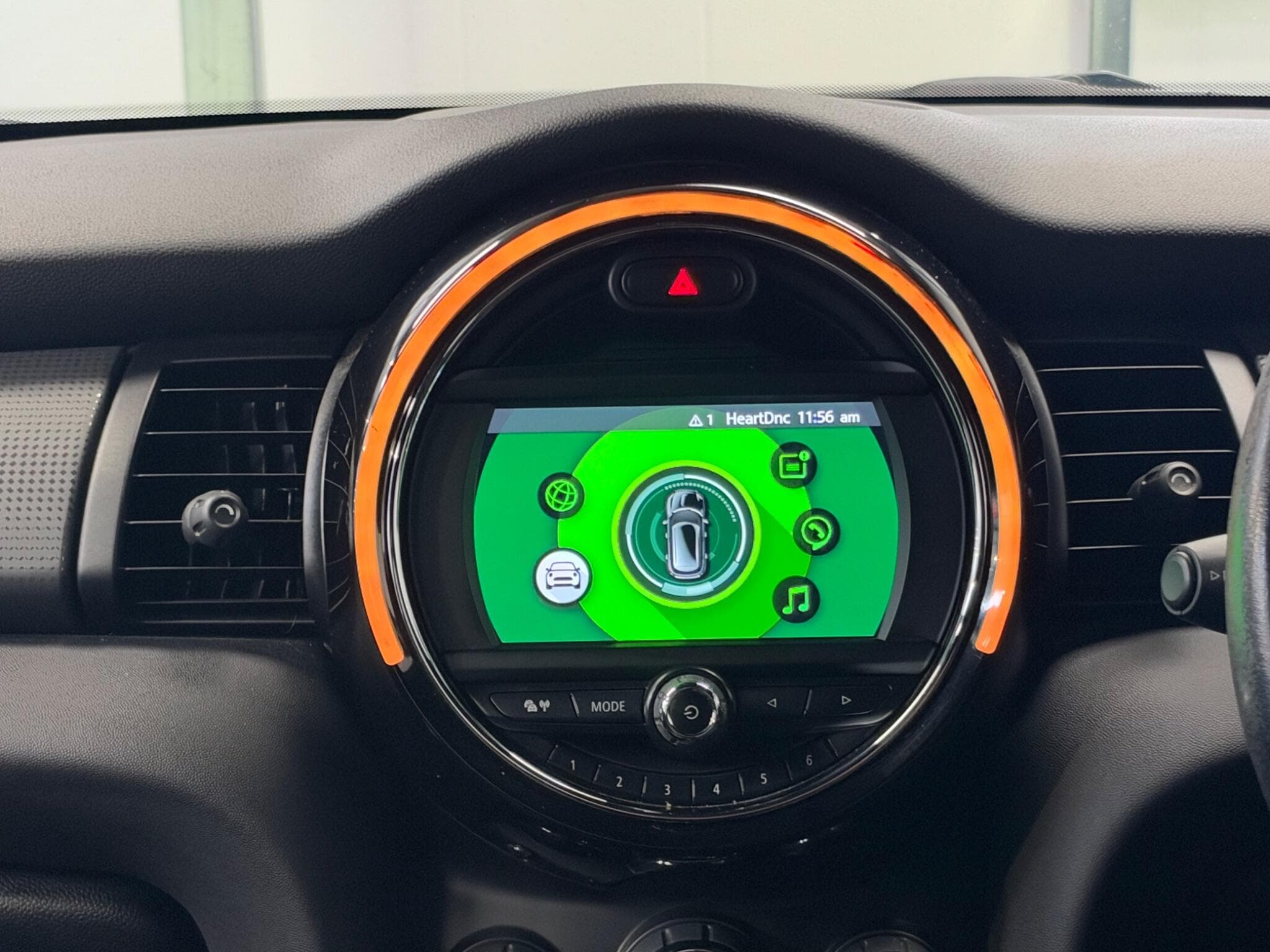 2018 MINI Hatch - Thumbnail 33