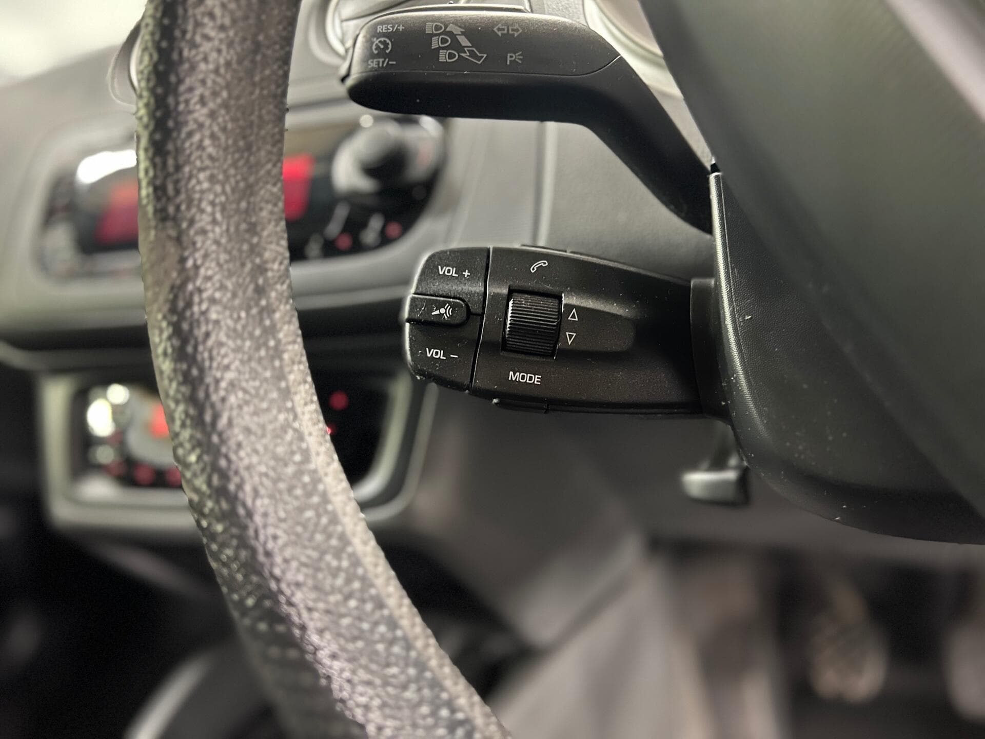 2011 SEAT Ibiza - Thumbnail 21