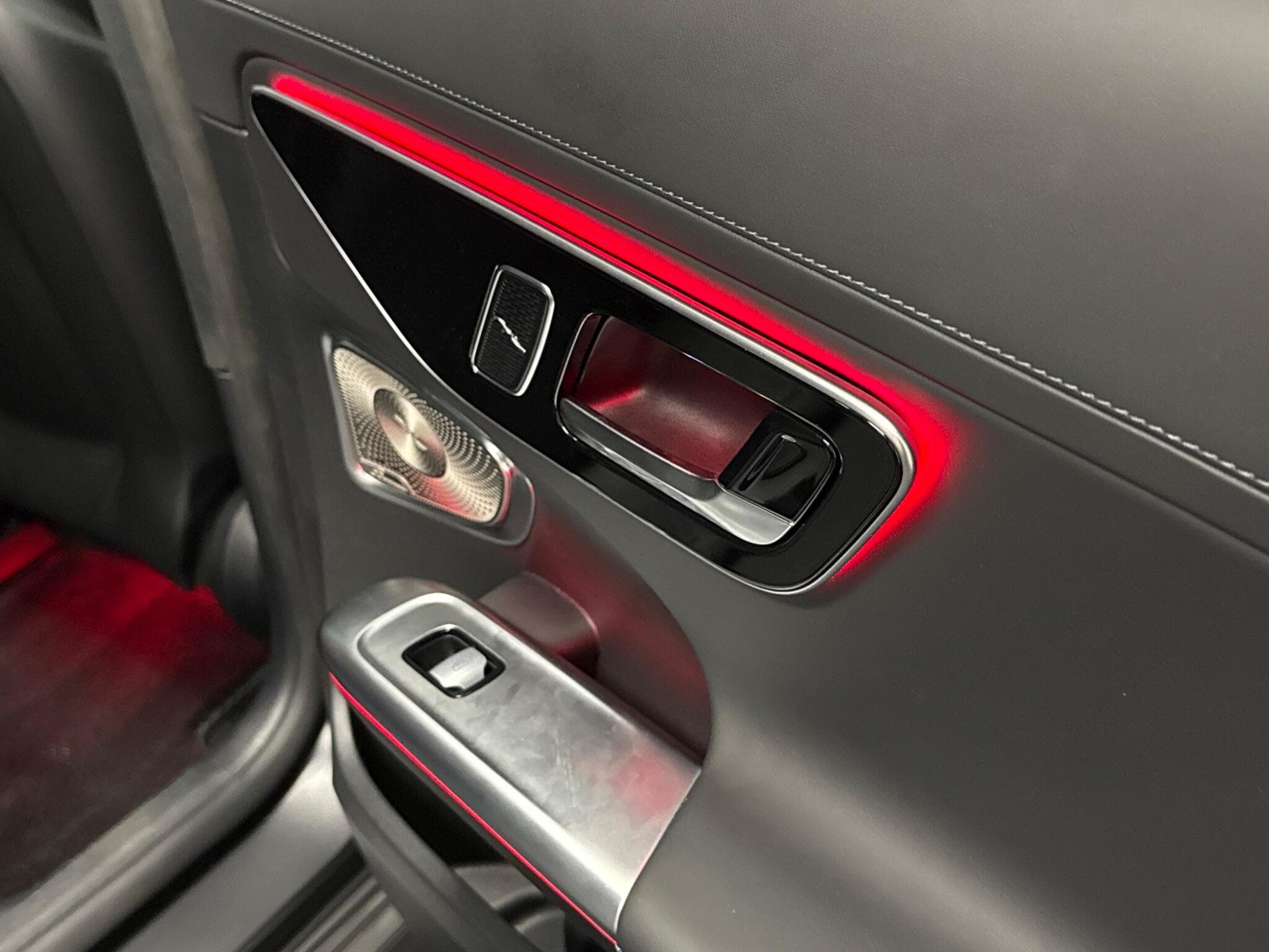 2025 Mercedes-Benz C Class - Thumbnail 30