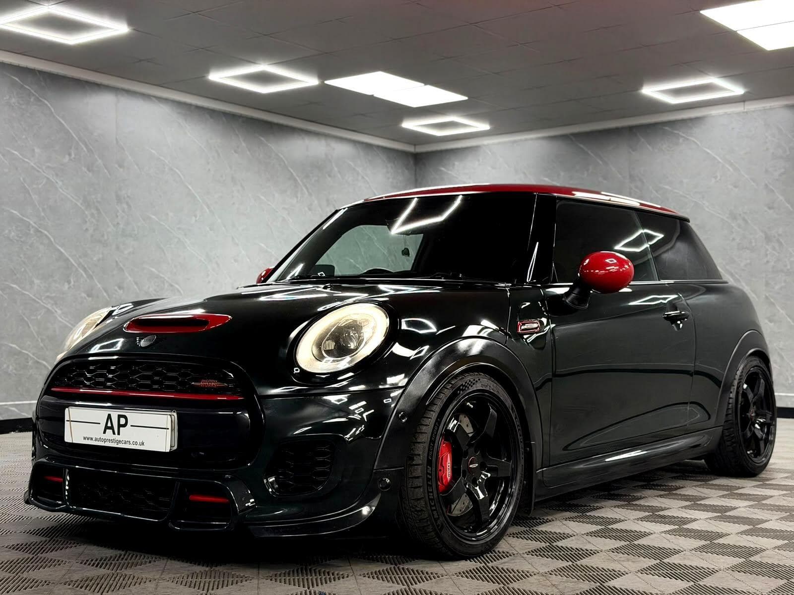 2015 MINI Hatch - Thumbnail 19