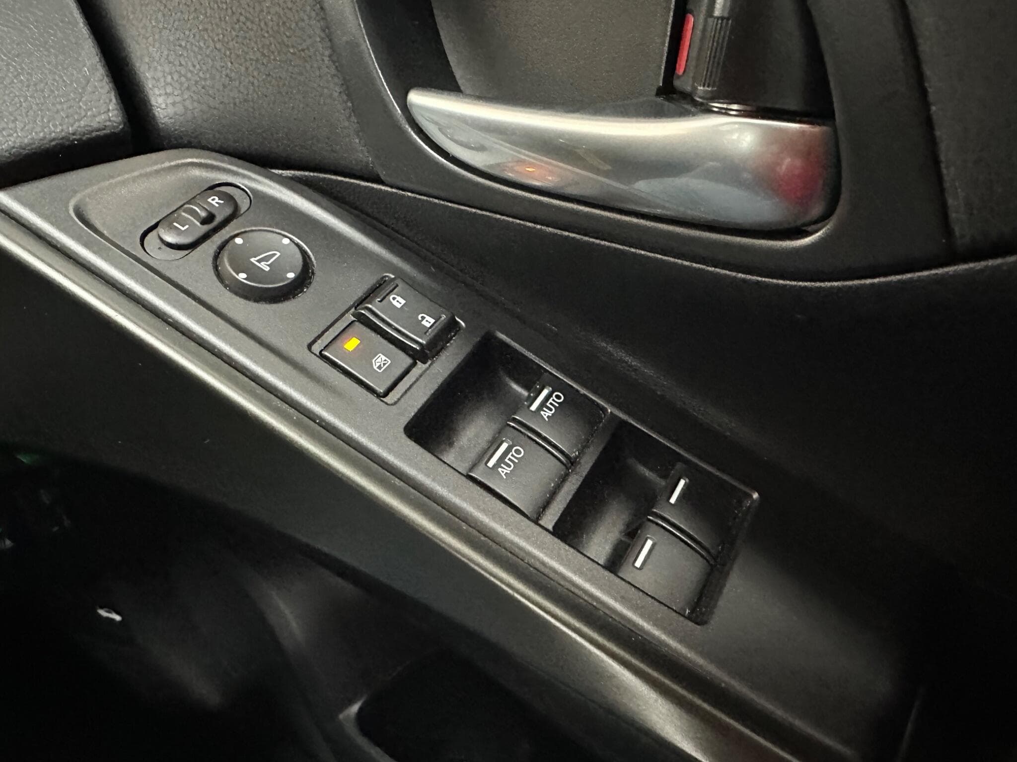 2016 Honda Civic - Thumbnail 21