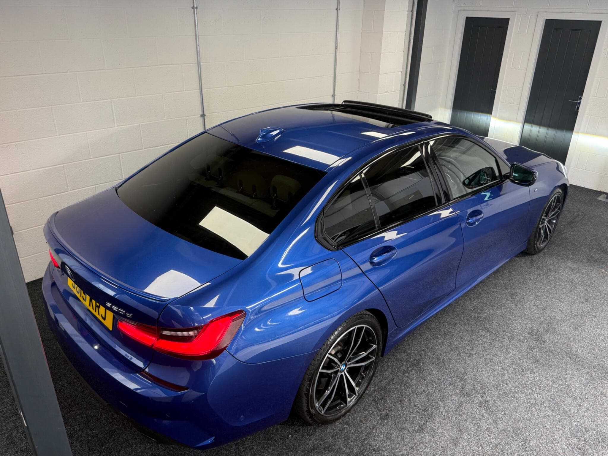 2019 BMW 3 Series - Thumbnail 14