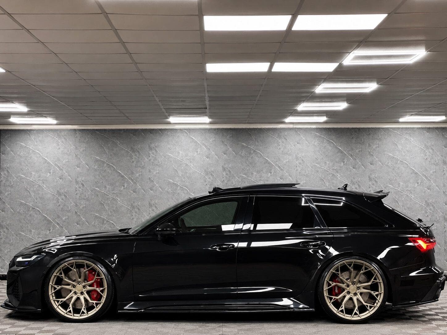 2020 Audi RS6 Avant - Thumbnail 8