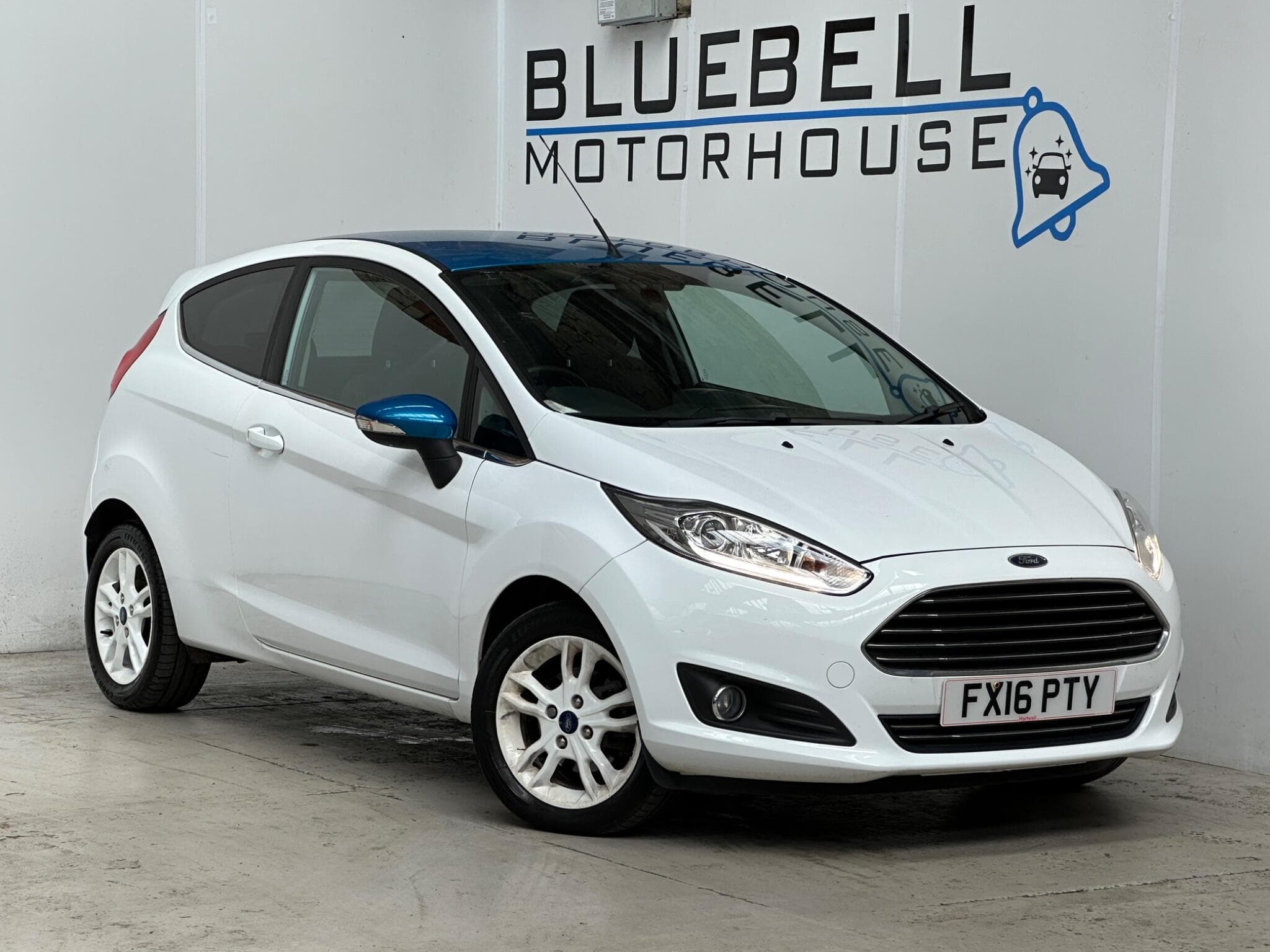 2016 Ford Fiesta - Image 1