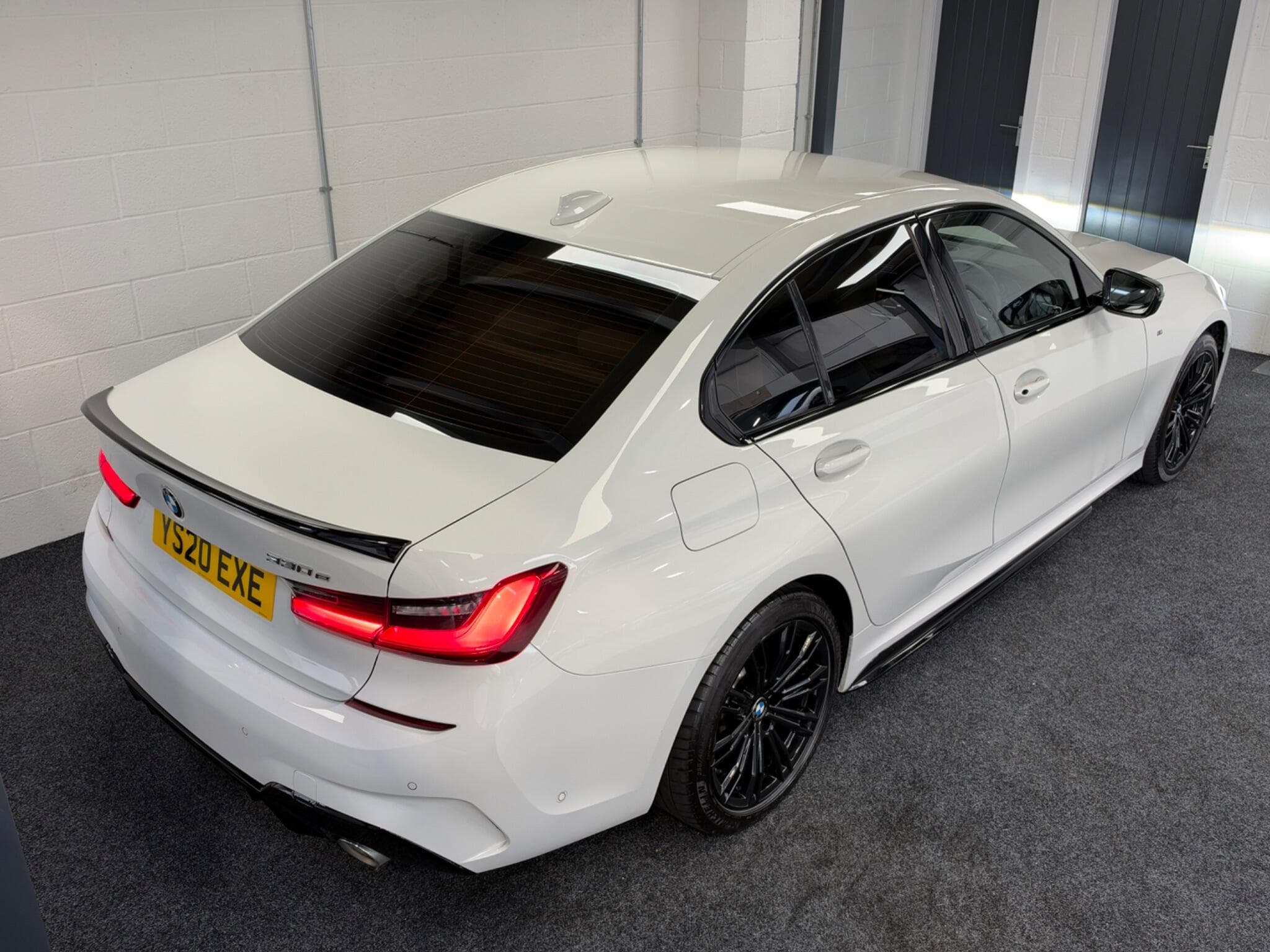 2020 BMW 3 Series - Thumbnail 17