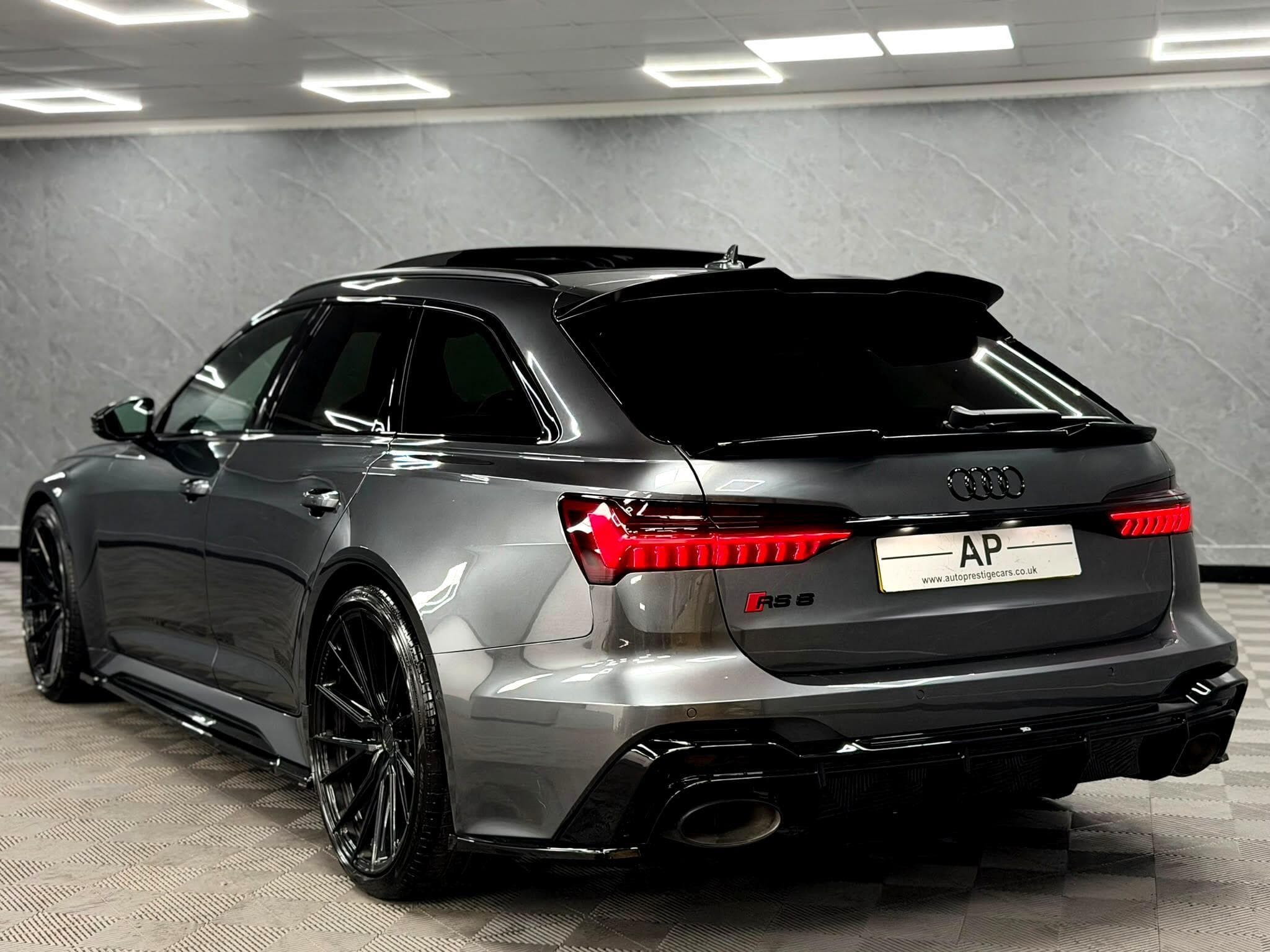 2021 Audi RS6 Avant - Thumbnail 30