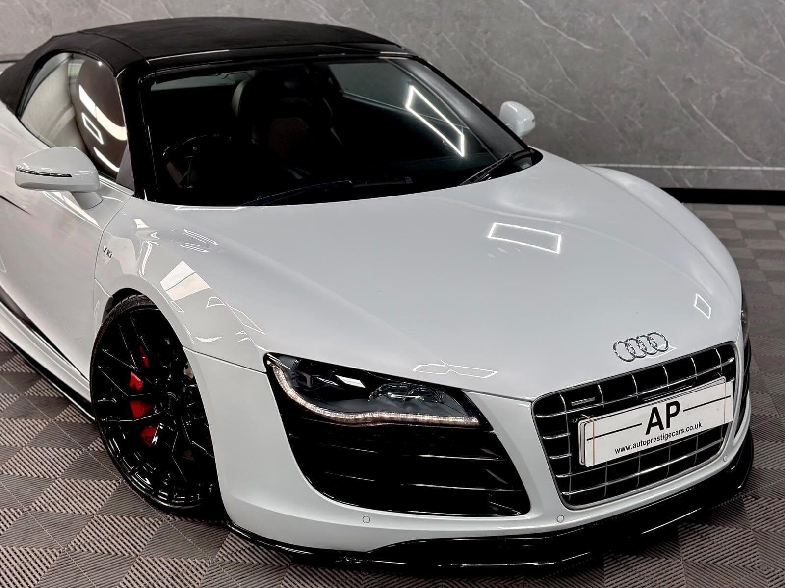 2010 Audi R8 - Thumbnail 7