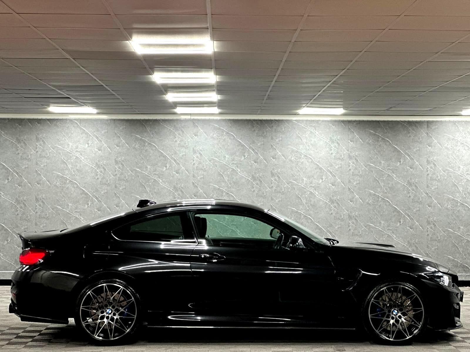 2017 BMW M4 - Thumbnail 12
