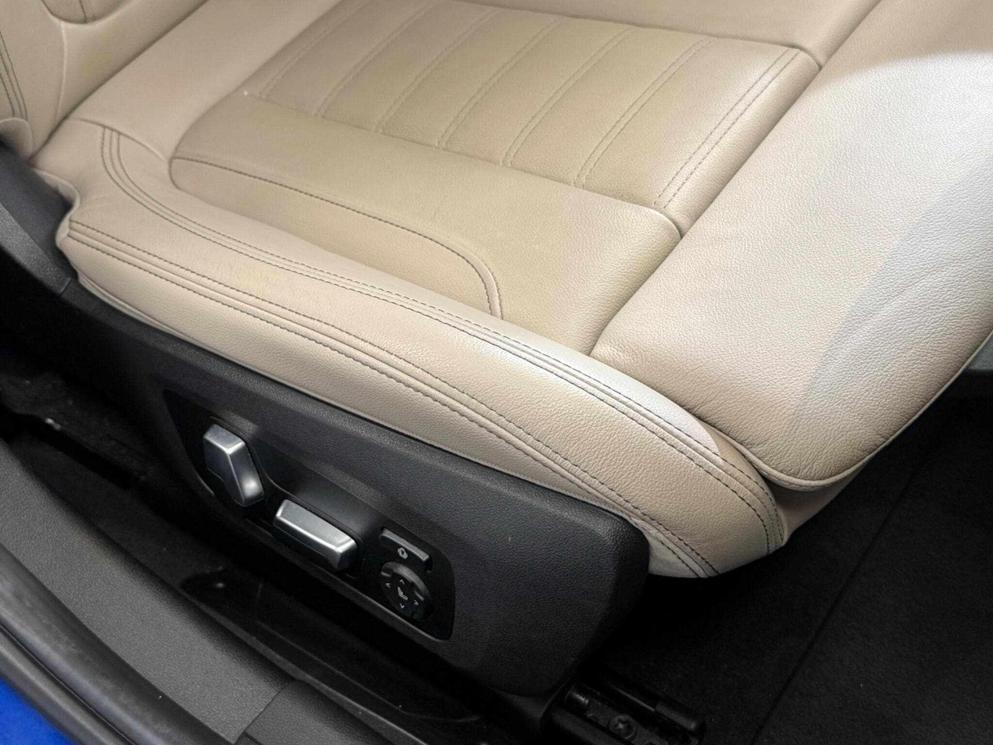 2019 BMW 3 Series - Thumbnail 62
