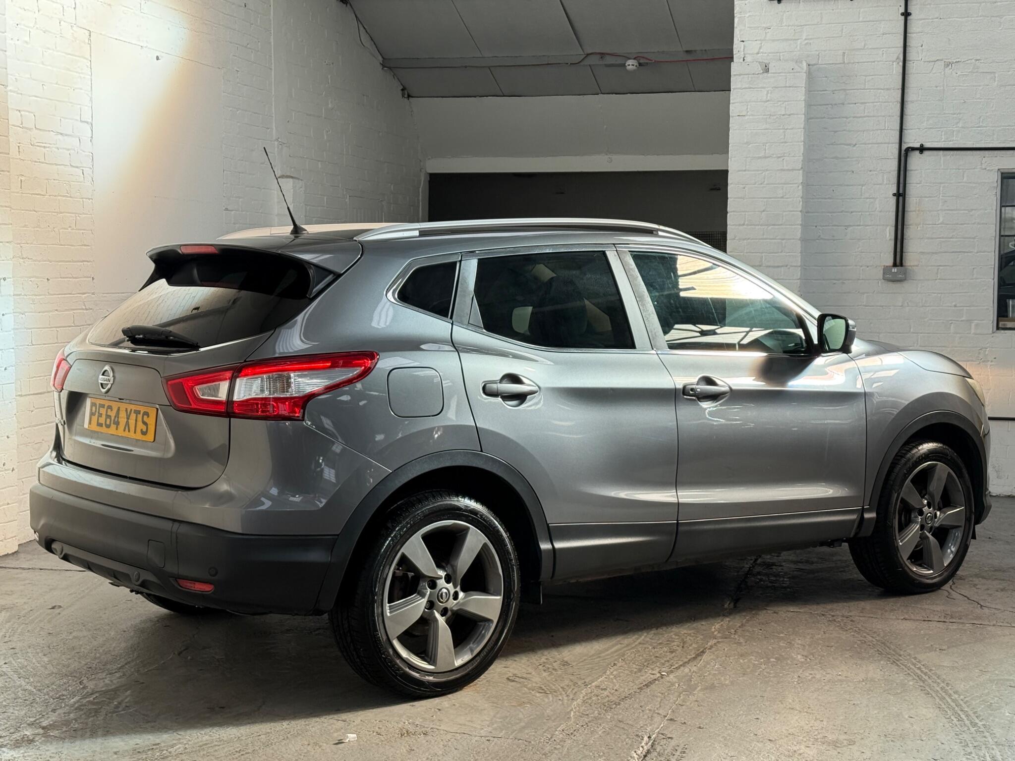 2014 Nissan Qashqai - Thumbnail 11