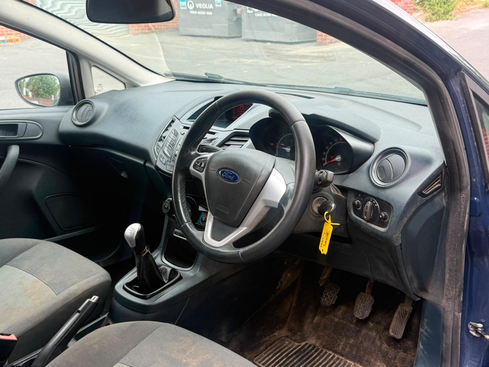 2012 Ford Fiesta Van - Thumbnail 14