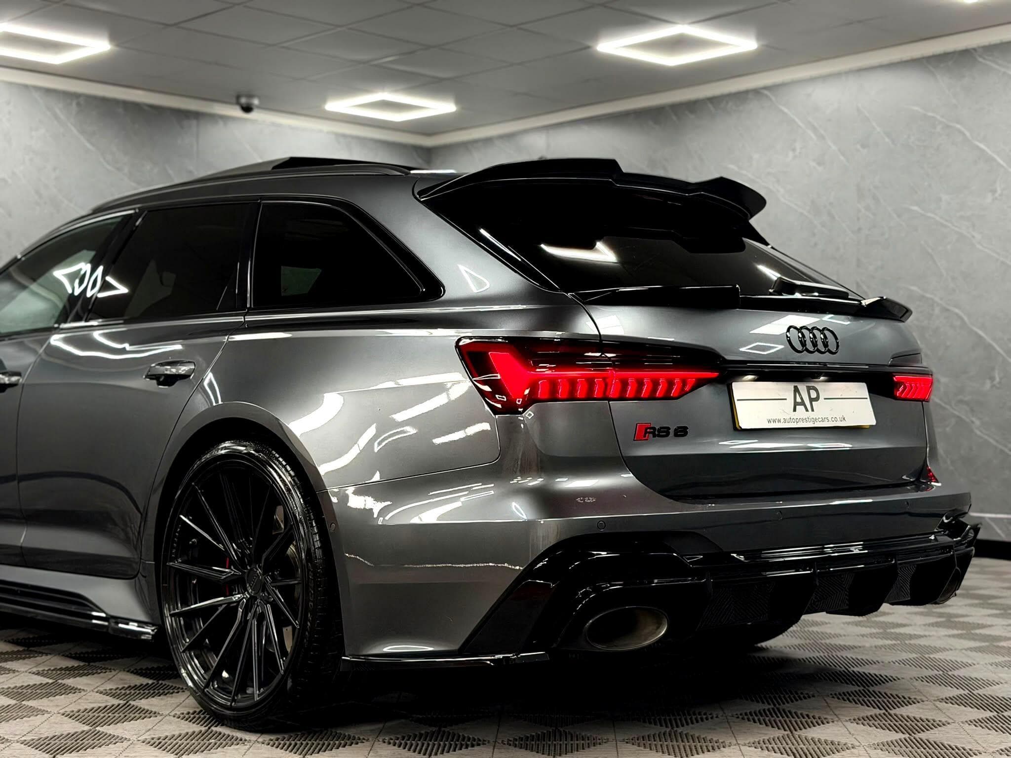 2021 Audi RS6 Avant - Thumbnail 31