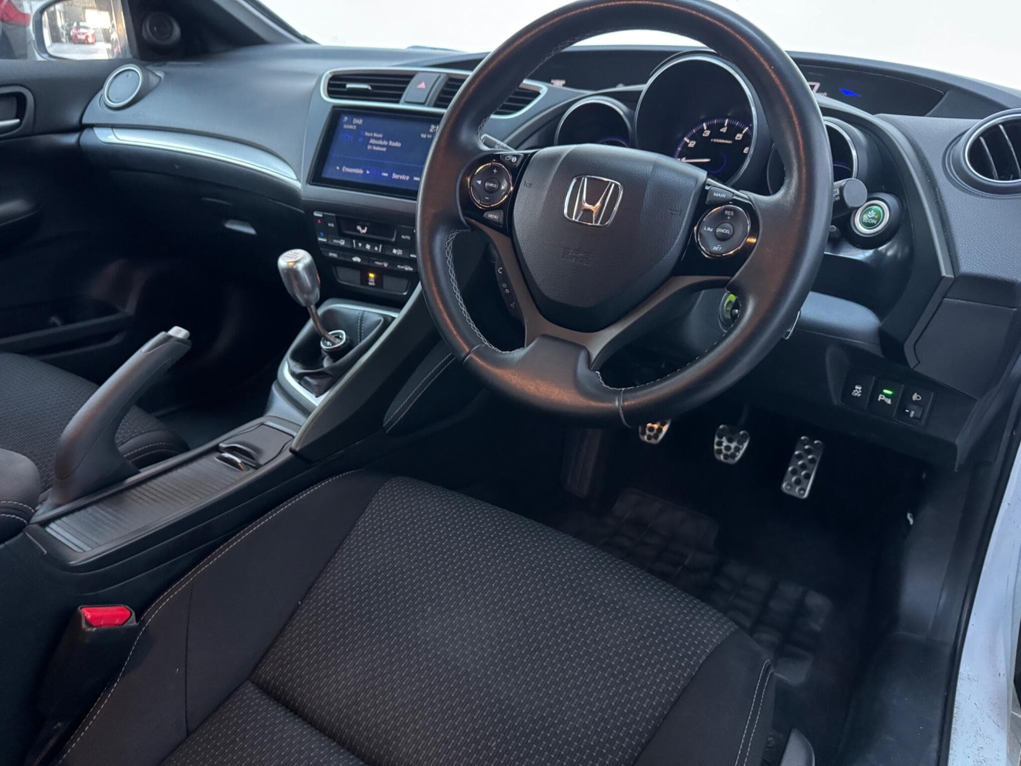 2016 Honda Civic - Image 4