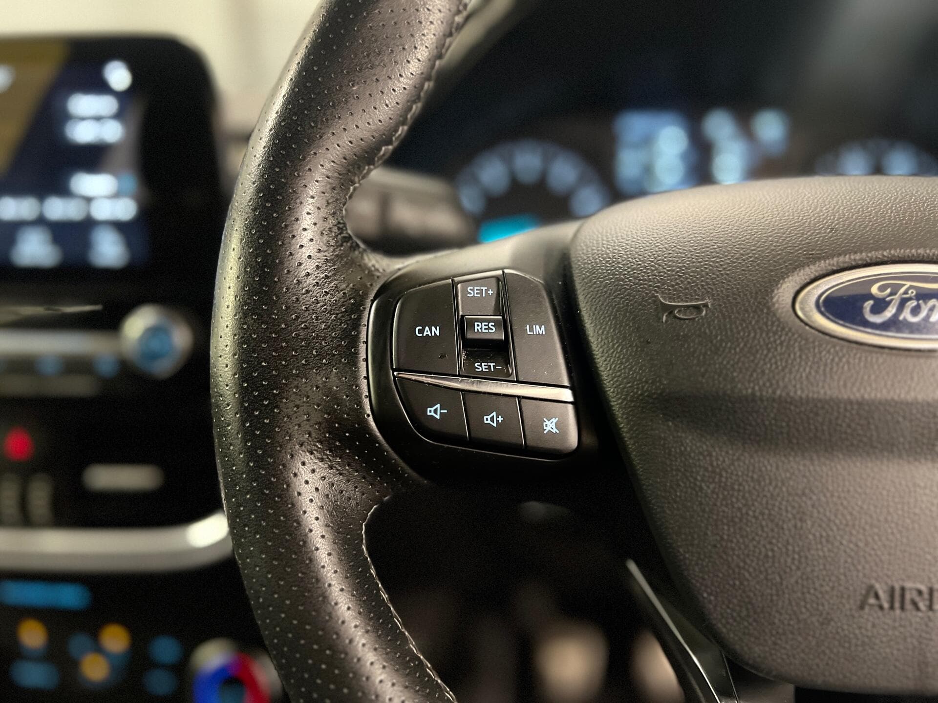 2018 Ford Fiesta - Thumbnail 32