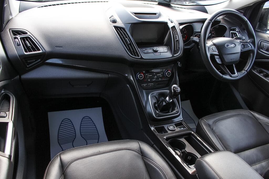 2019 Ford Kuga - Thumbnail 19