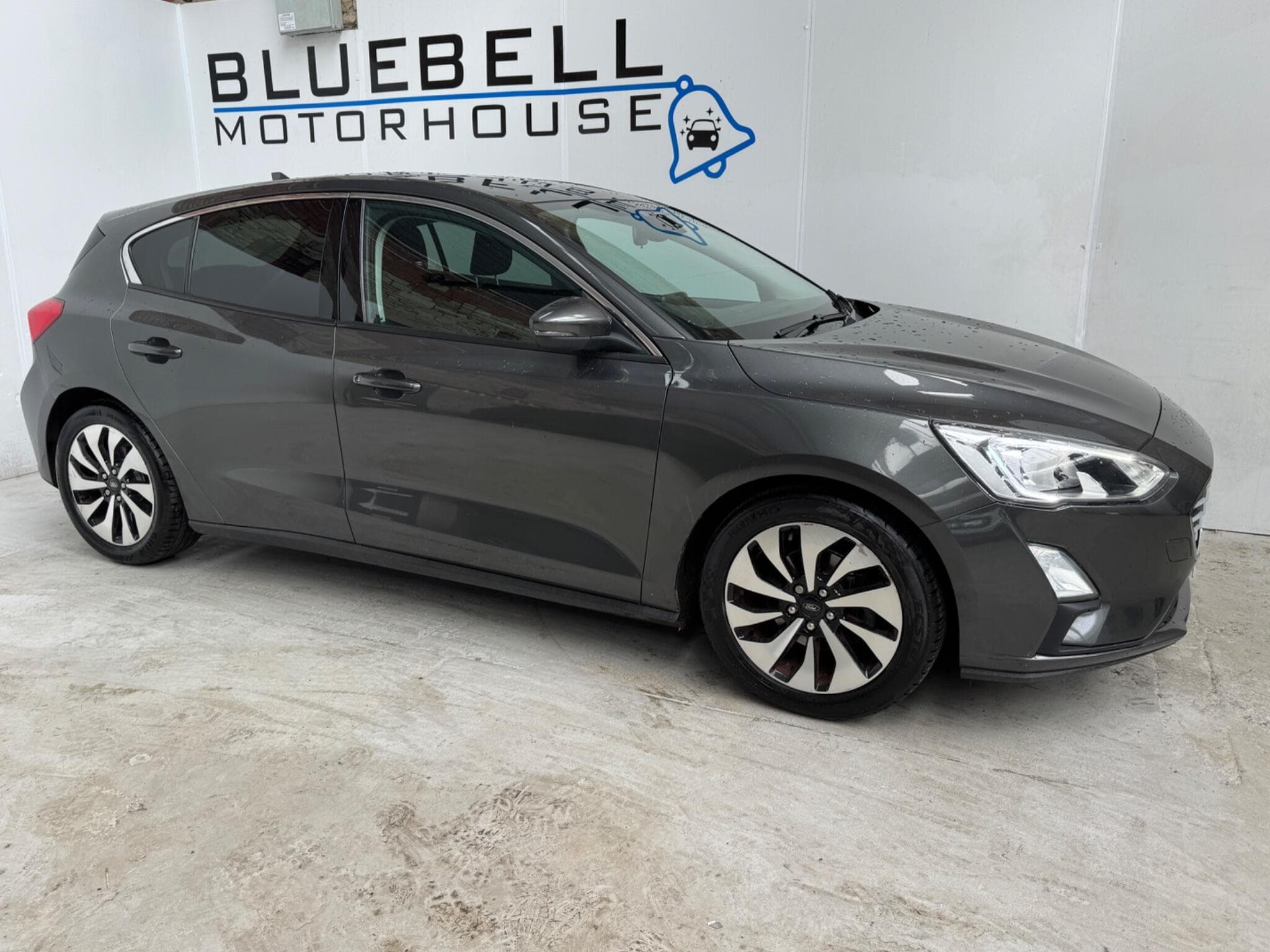 2019 Ford Focus - Thumbnail 9