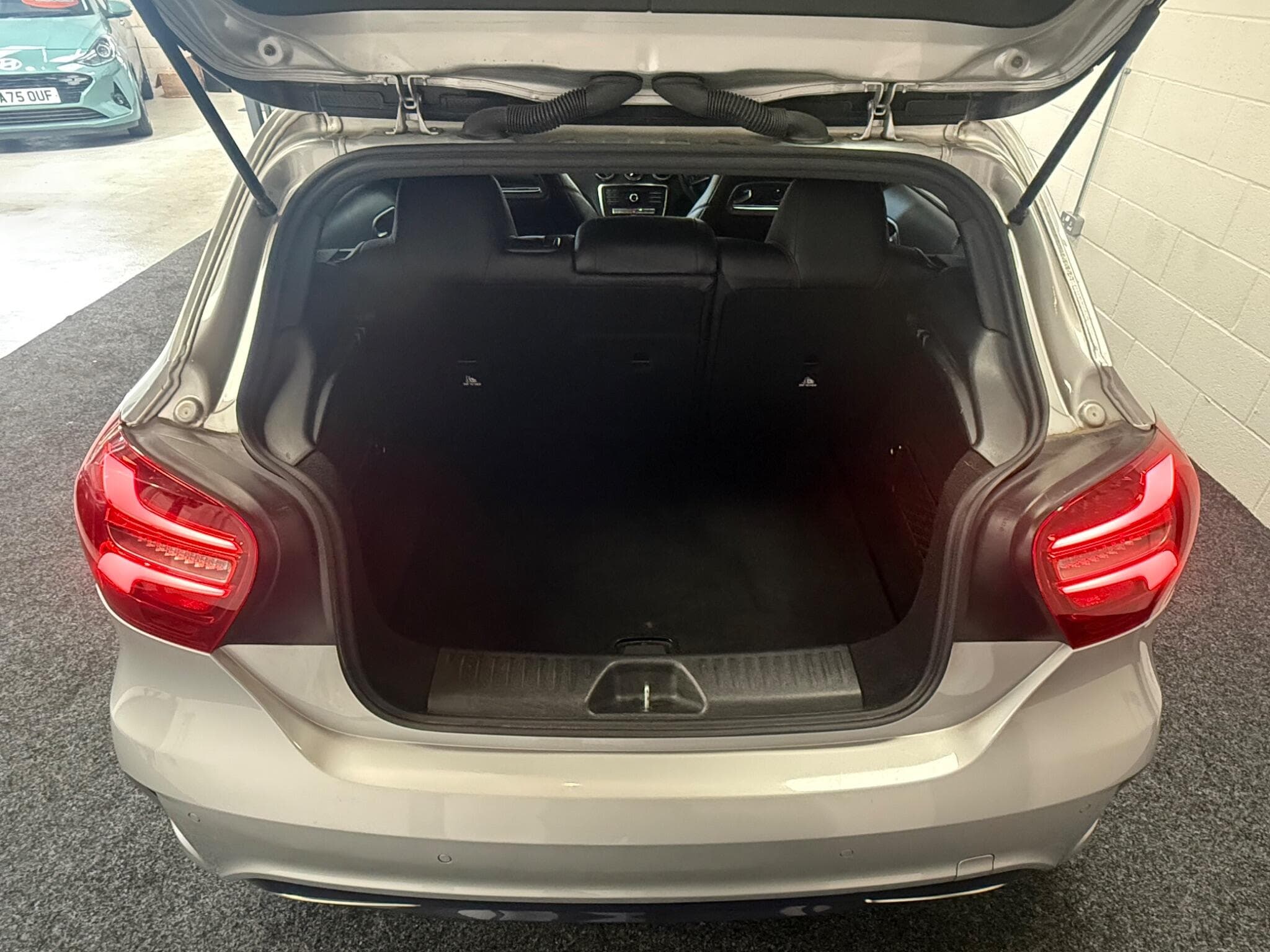 2016 Mercedes-Benz A Class - Thumbnail 35
