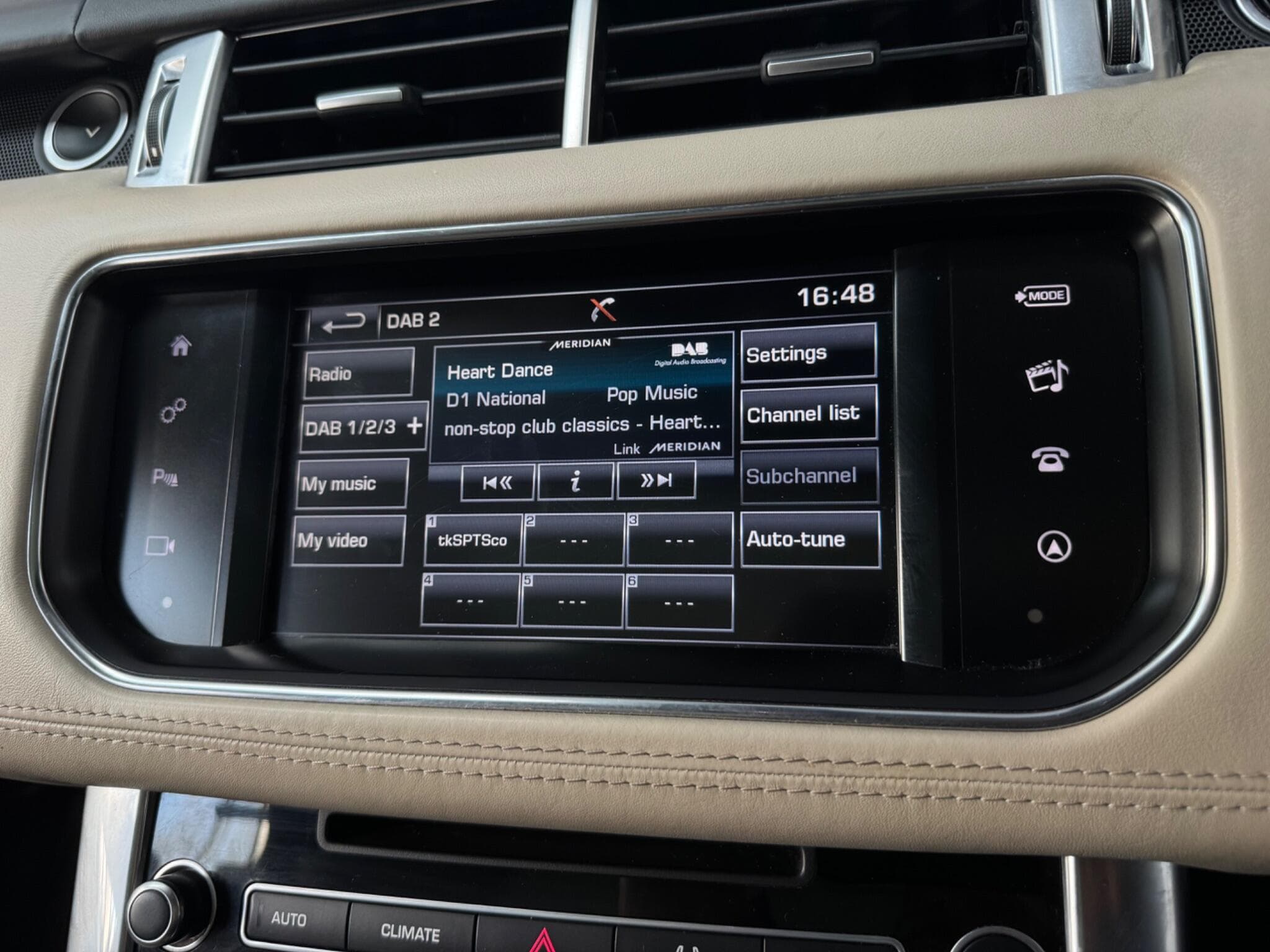 2016 Land Rover Range Rover Sport - Thumbnail 17