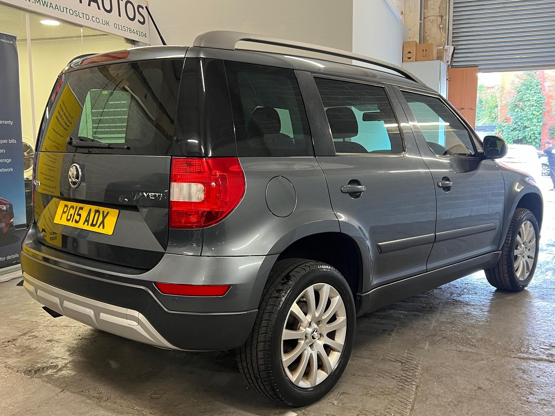 2015 Skoda Yeti - Thumbnail 9