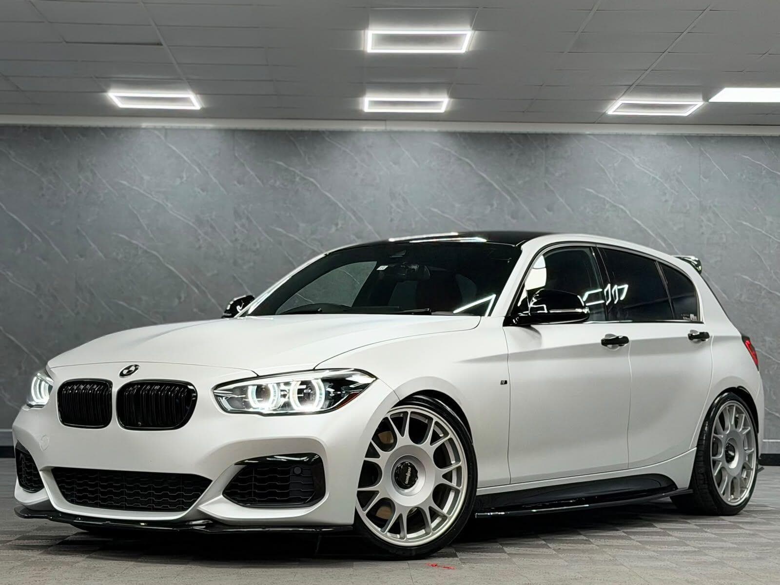2017 BMW 1 Series - Thumbnail 7