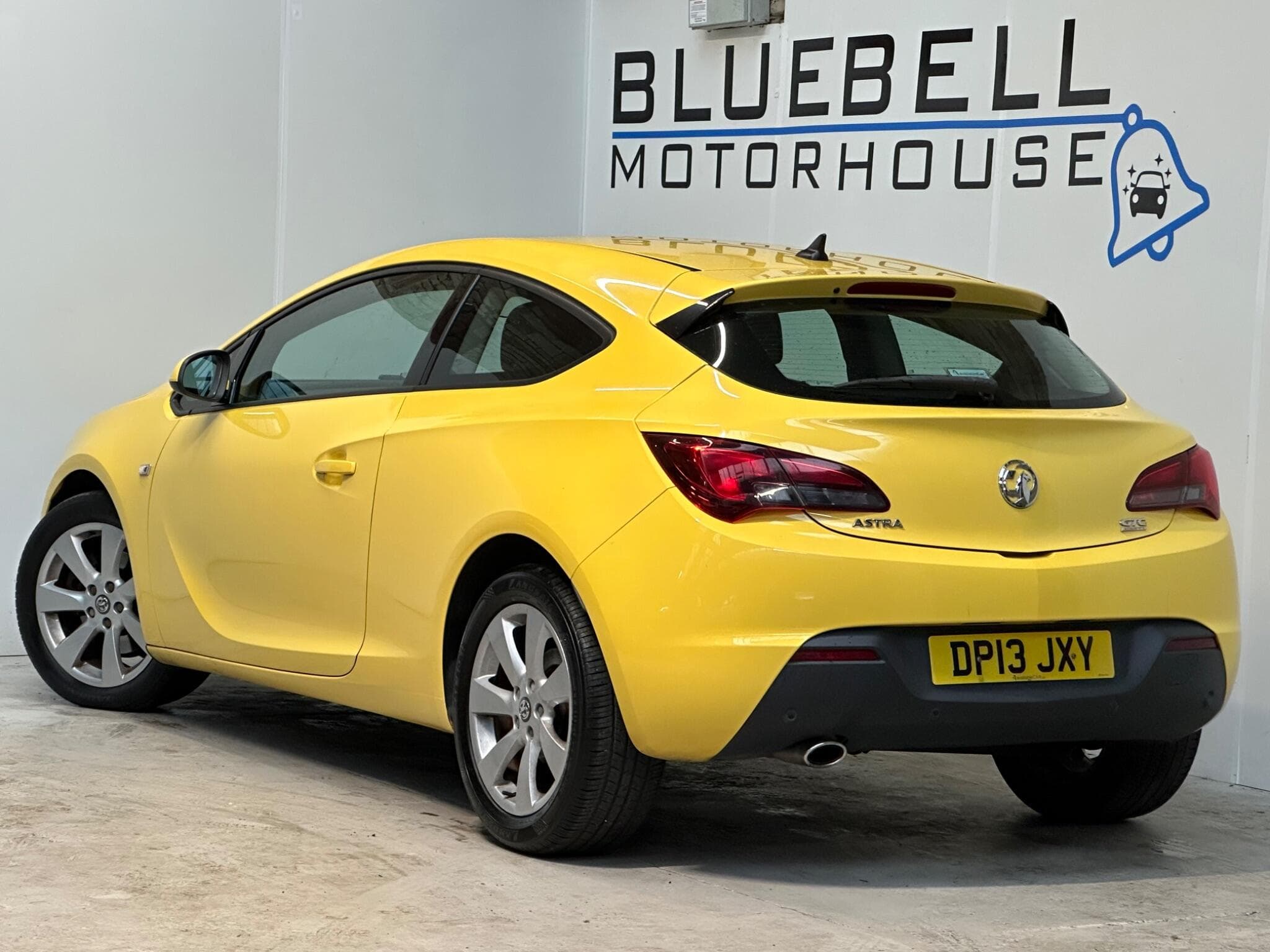 2013 Vauxhall Astra GTC - Thumbnail 6