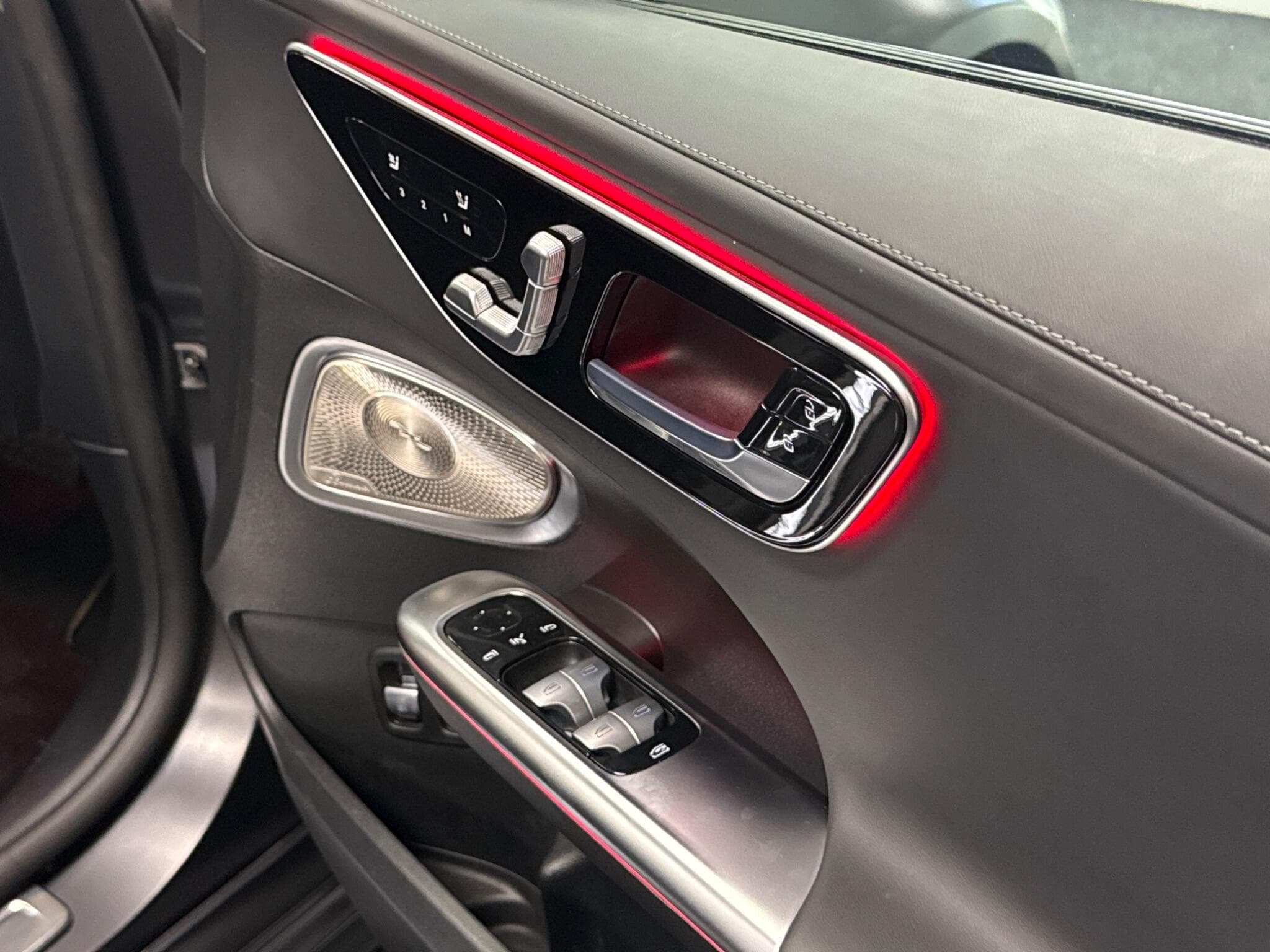 2025 Mercedes-Benz C Class - Thumbnail 29
