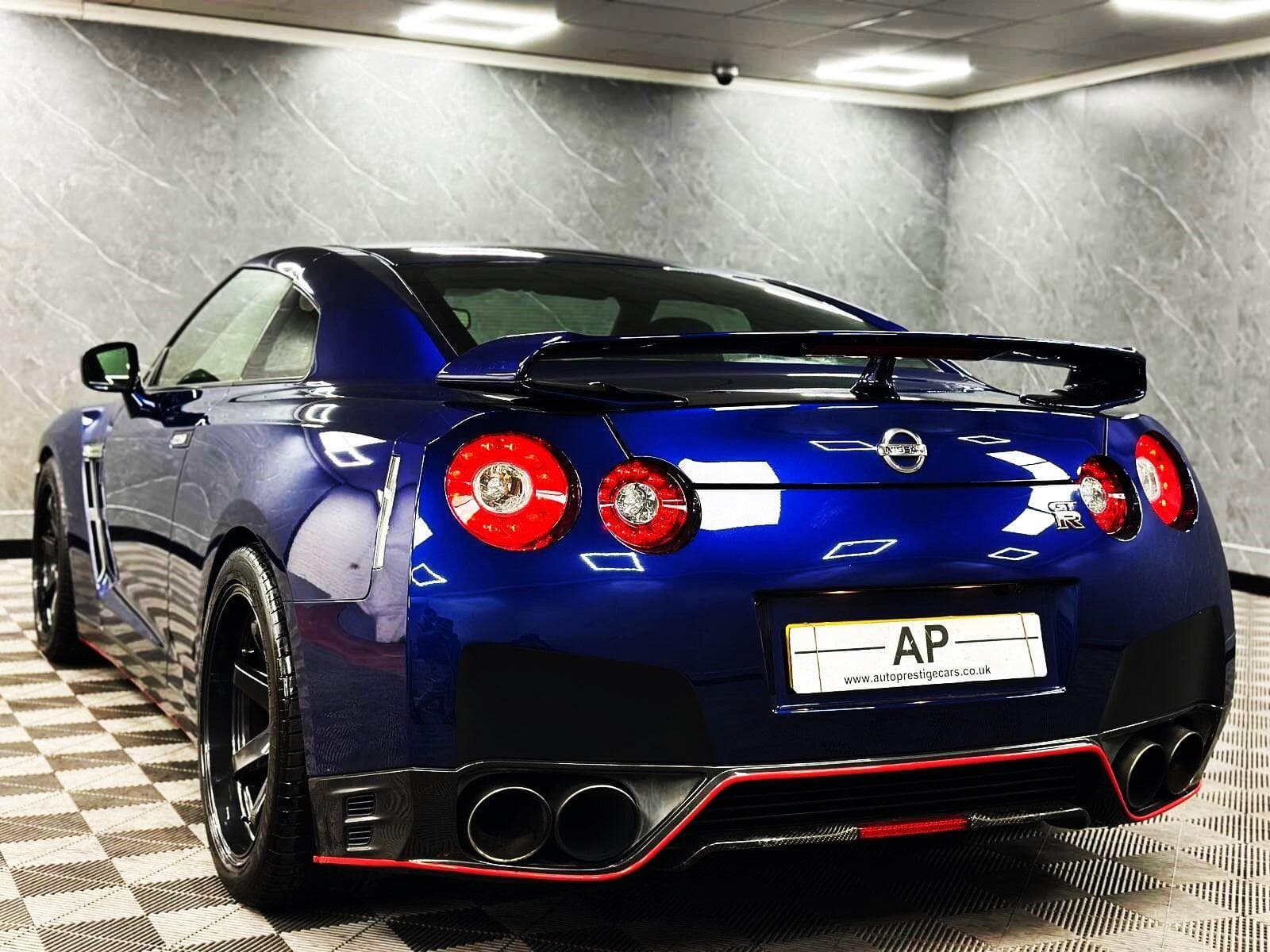 2012 Nissan GT-R - Thumbnail 58