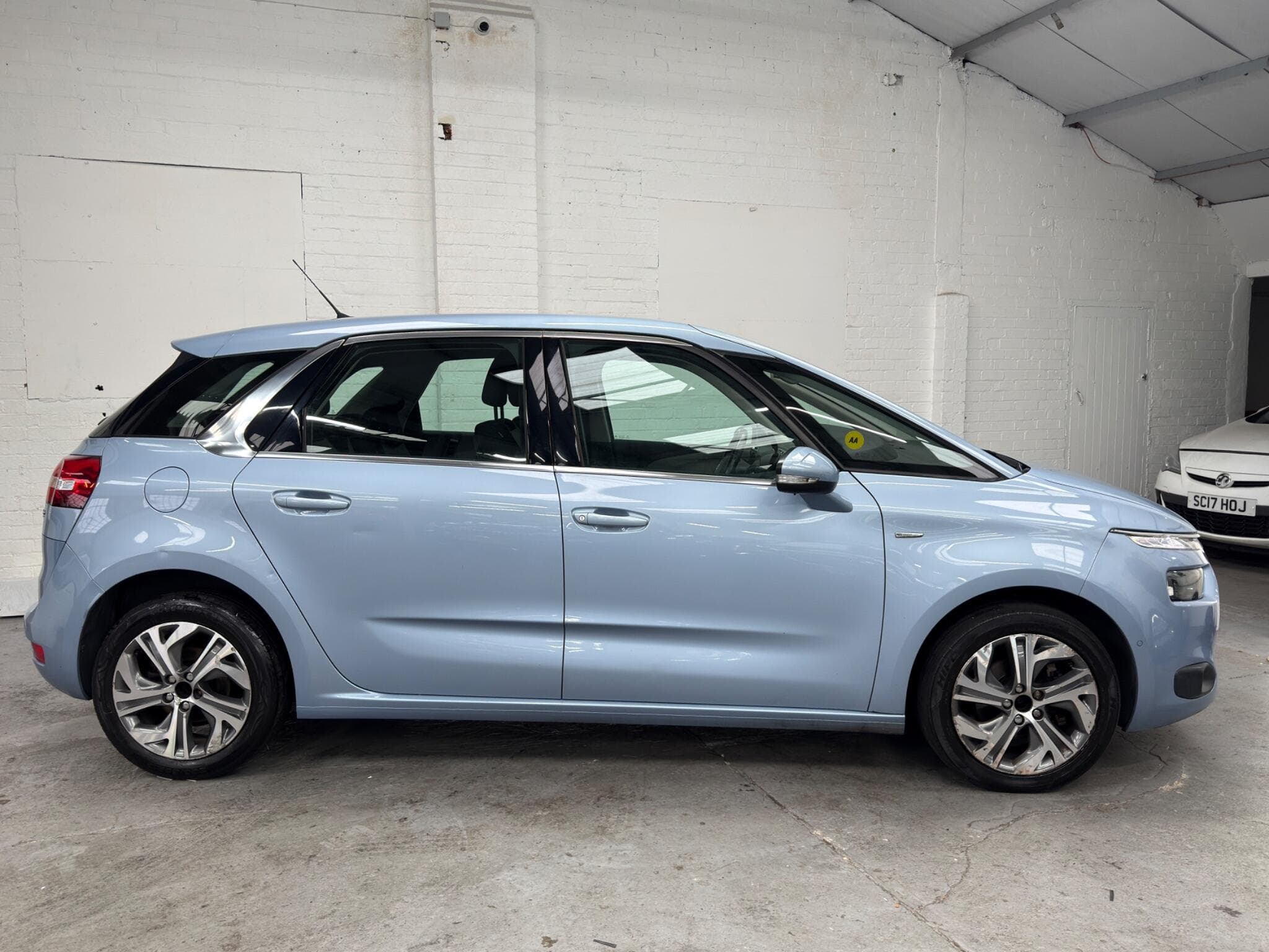 2016 Citroen C4 Picasso - Thumbnail 9